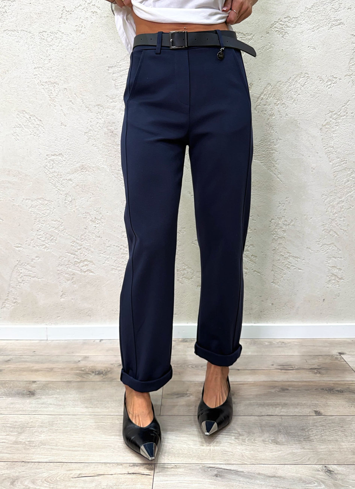 Pantalone elasticizzato in viscosa con cintura