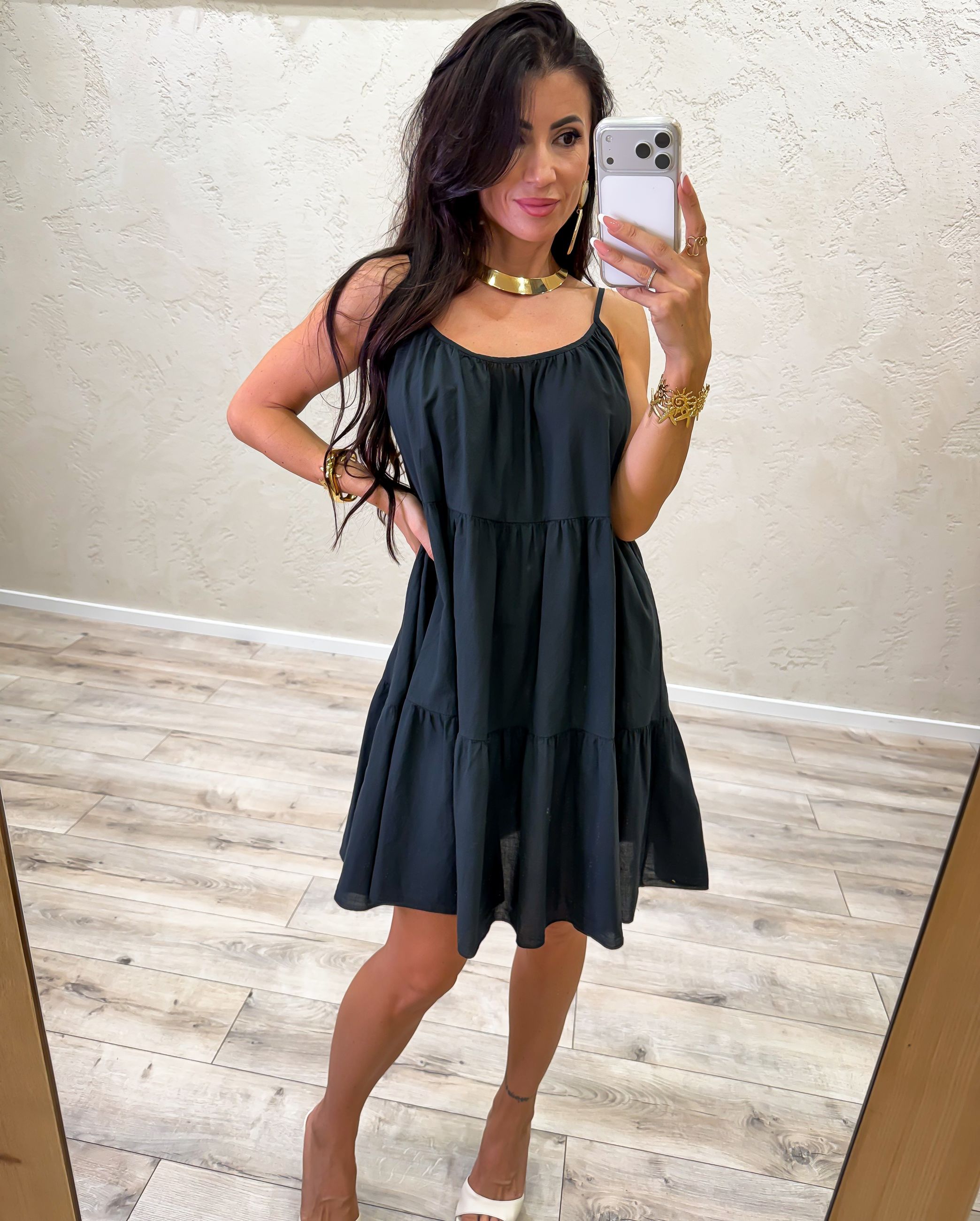 Abito mini a balze in 100% cotone