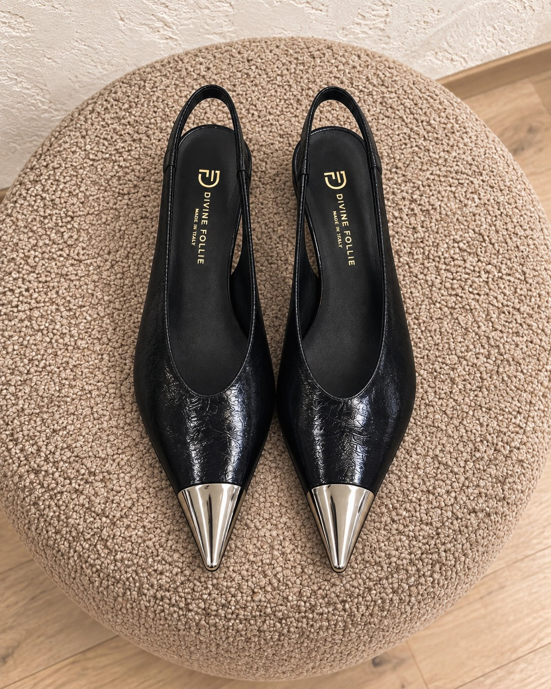 Slingback flat con punta argentata