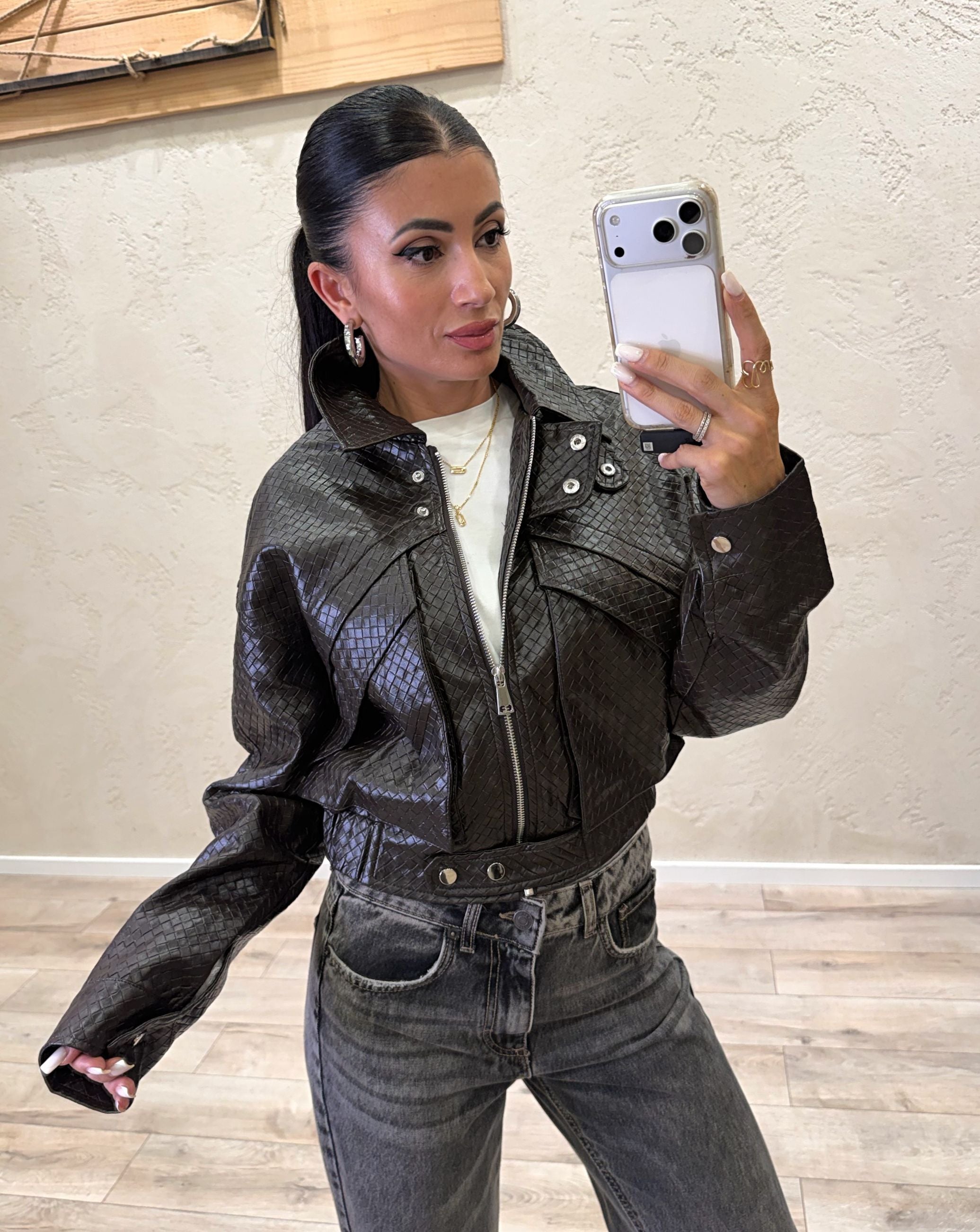 Bomber Zaira in ecopelle intrecciato con maxi tasche