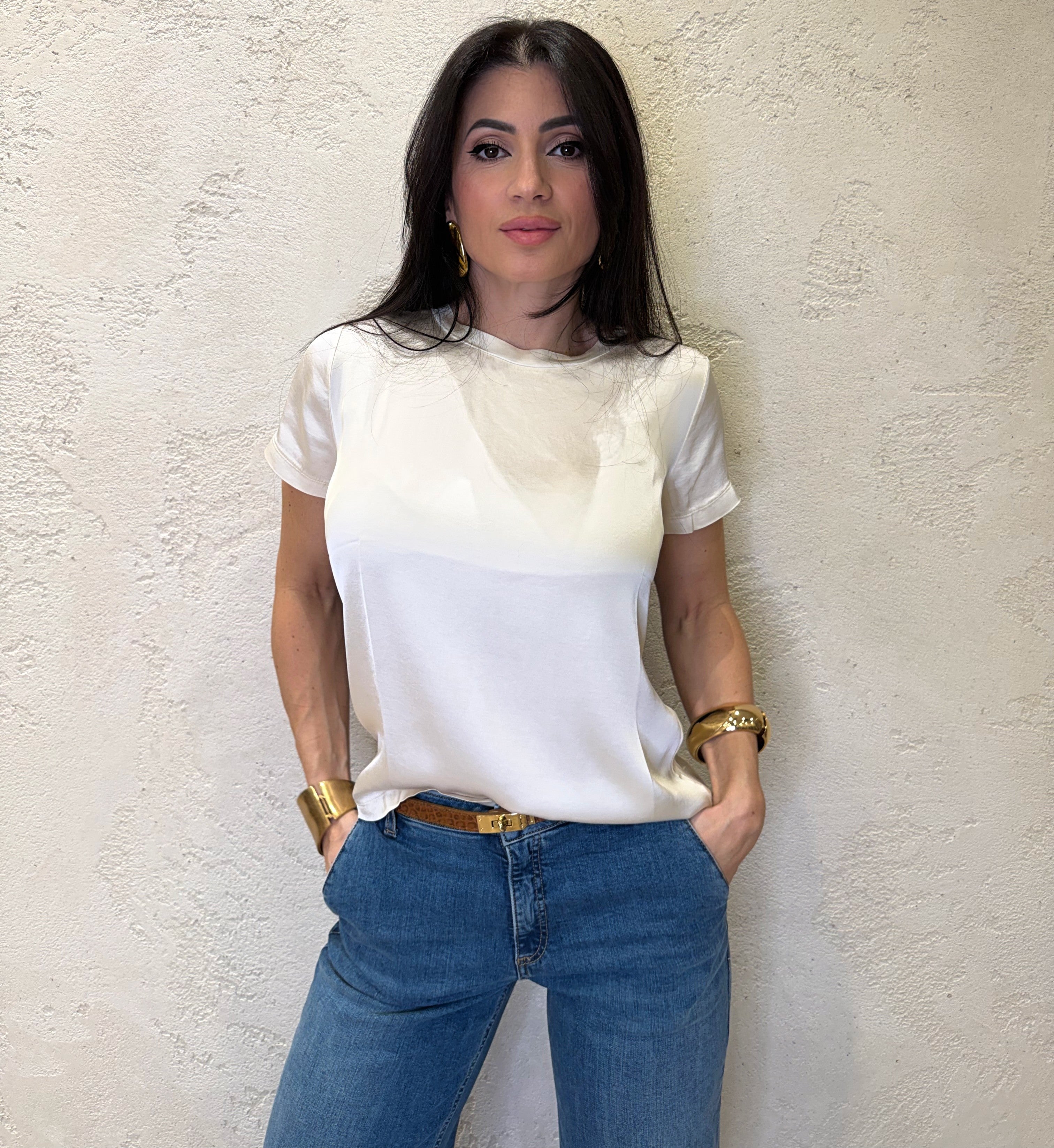 Blusa elasticizzata in satin 26FA705BU BURRO SUSY MIX