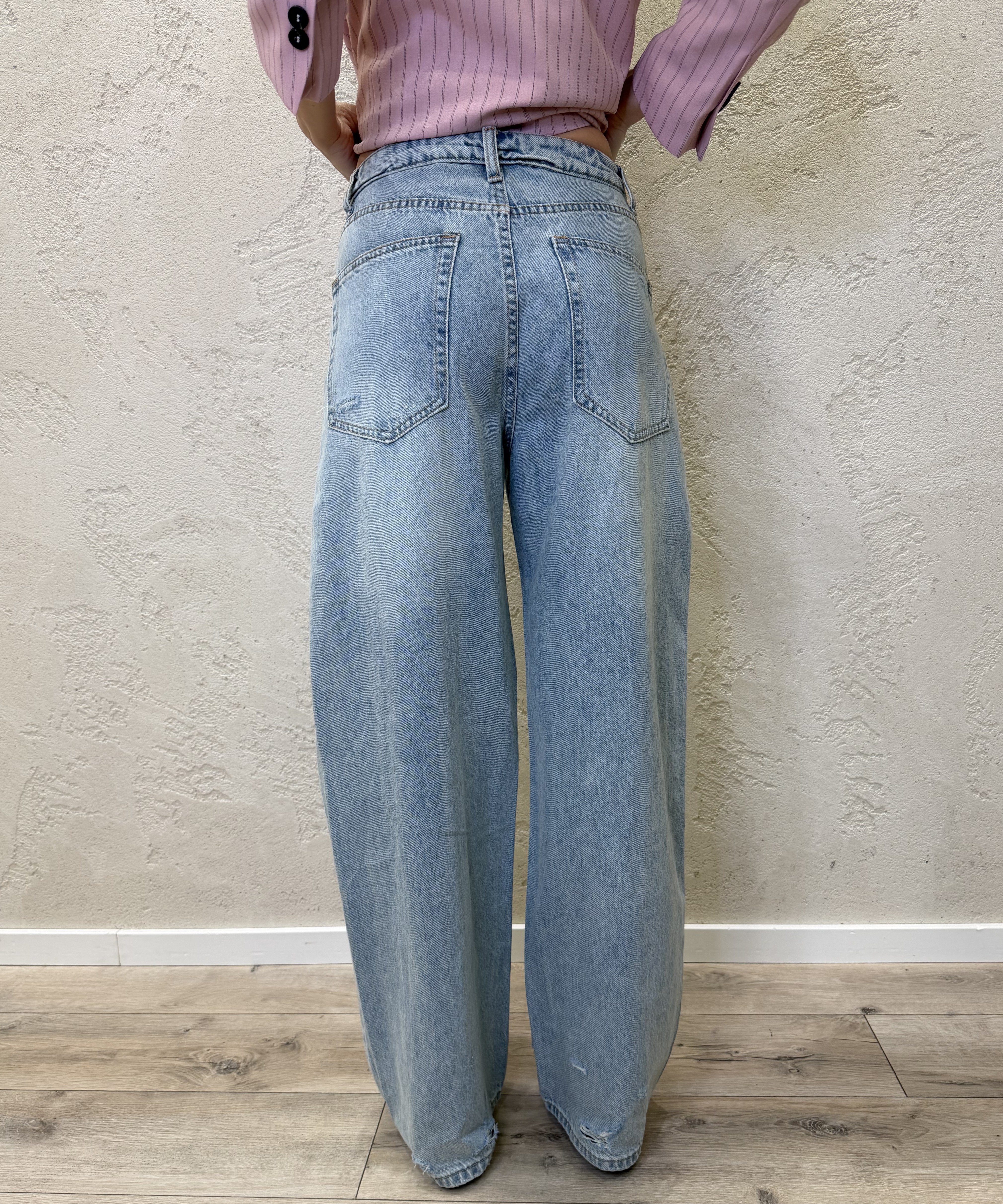 jeans a gamba larga con rotture e vita risvoltata F98 JE SUSY MIX