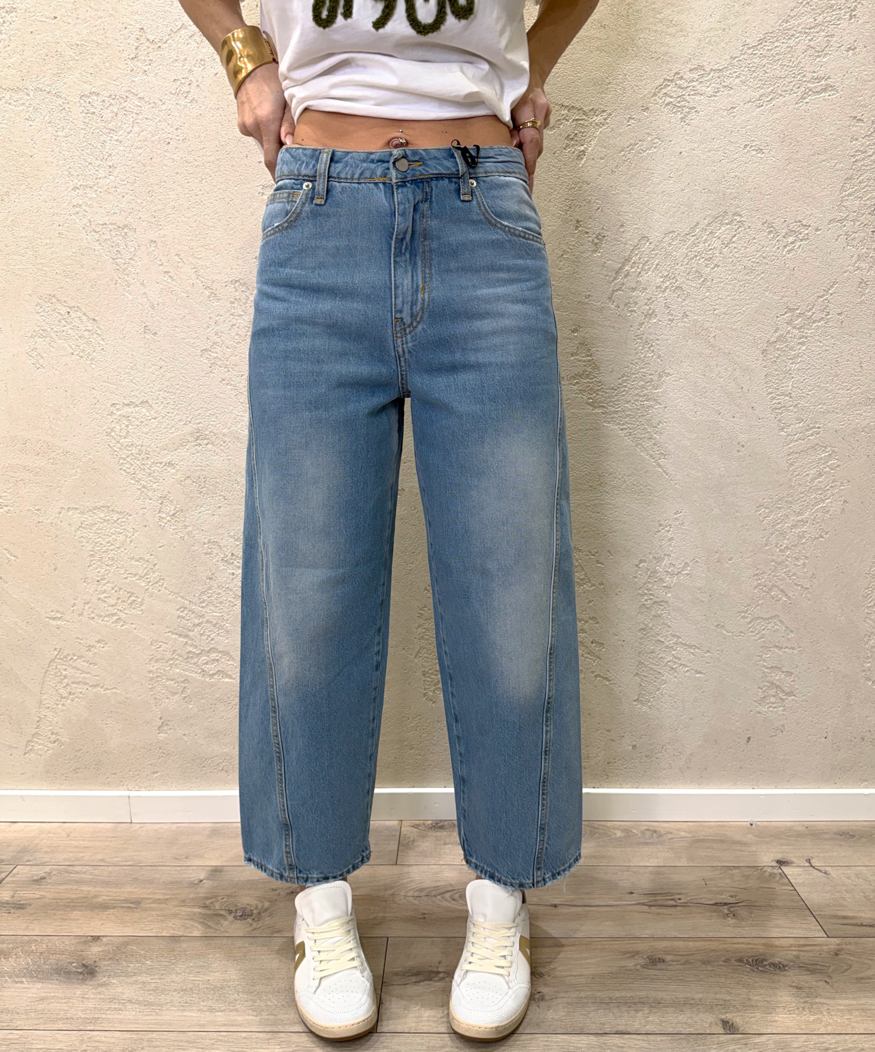 jeans in tela ferma modello sveva balloon DAB5244 DENIM VICOLO