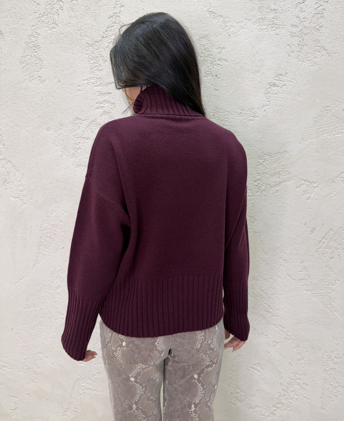 Pullover a collo alto in pura lana