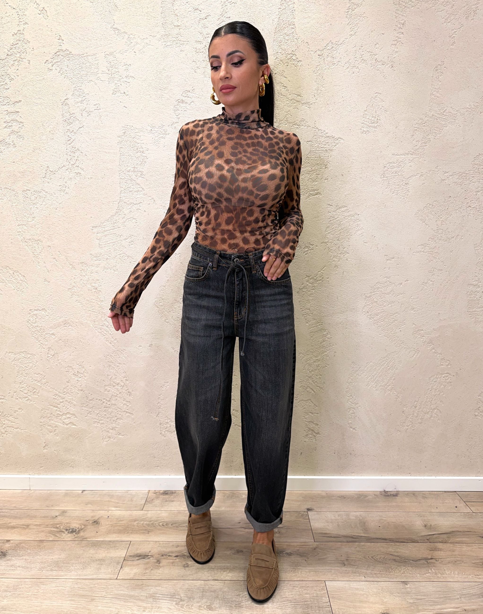 Maglia in tulle maculata con arricciatura