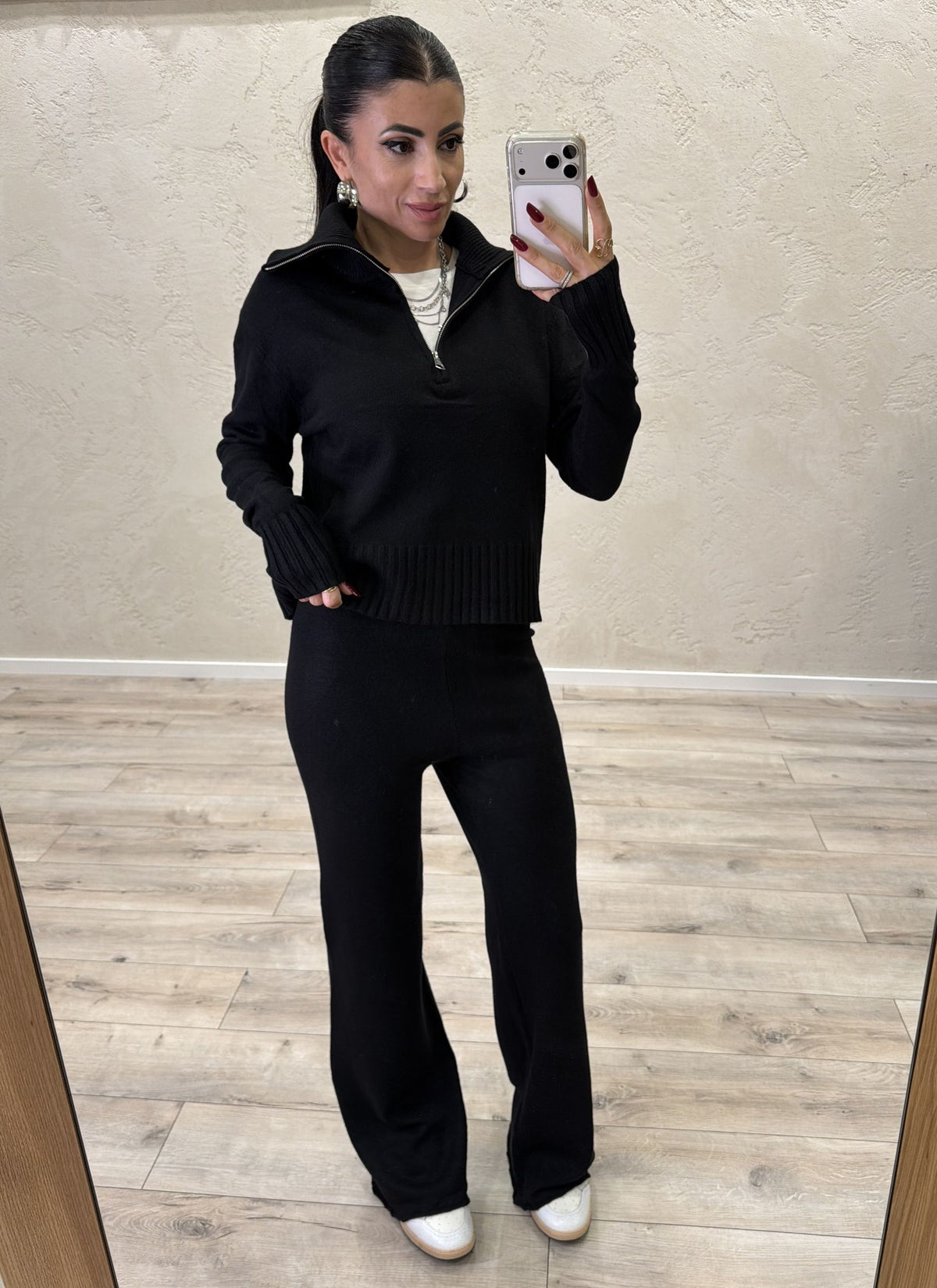 Tuta in maglia "Comfy" zip corta