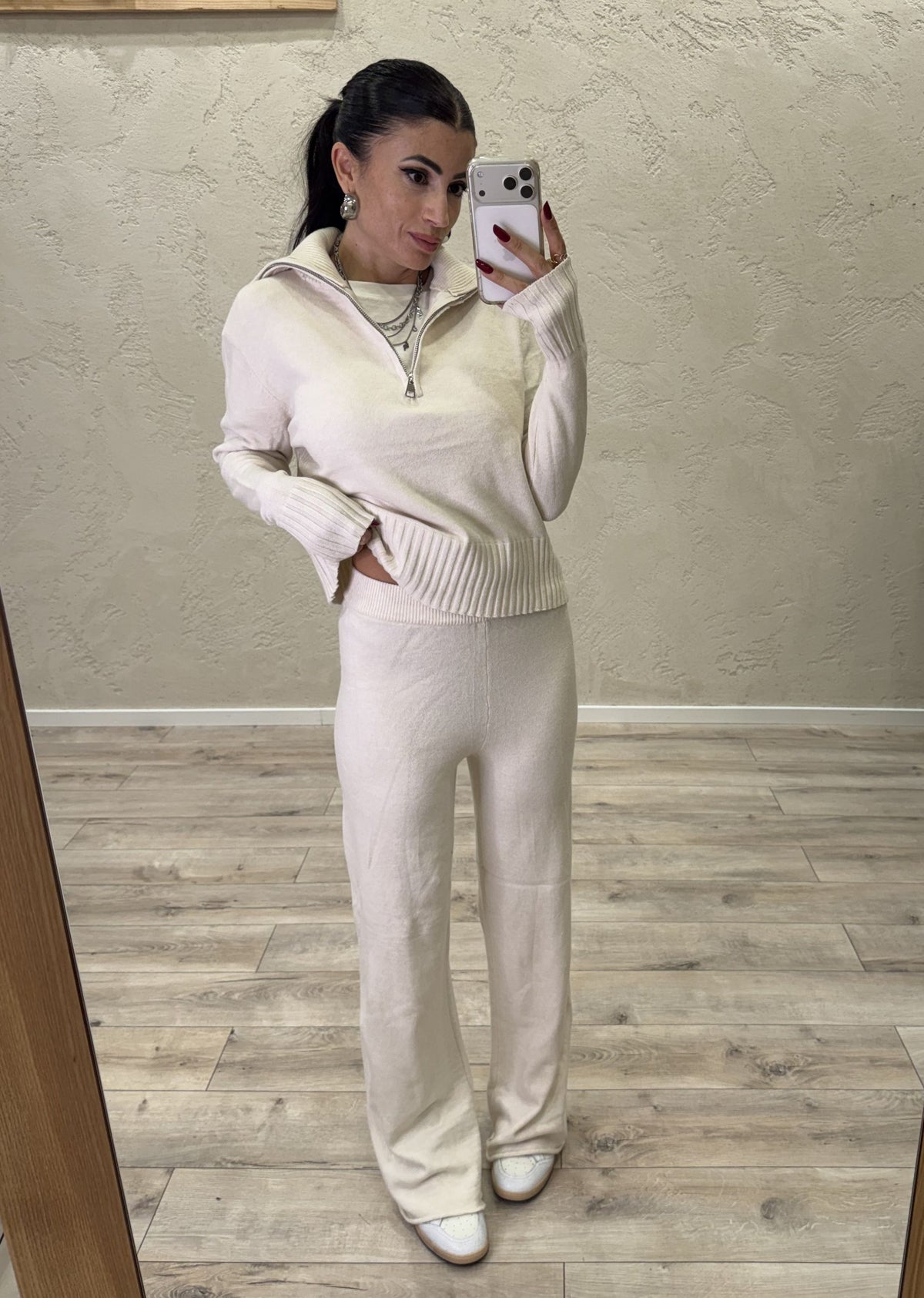 Tuta in maglia "Comfy" zip corta