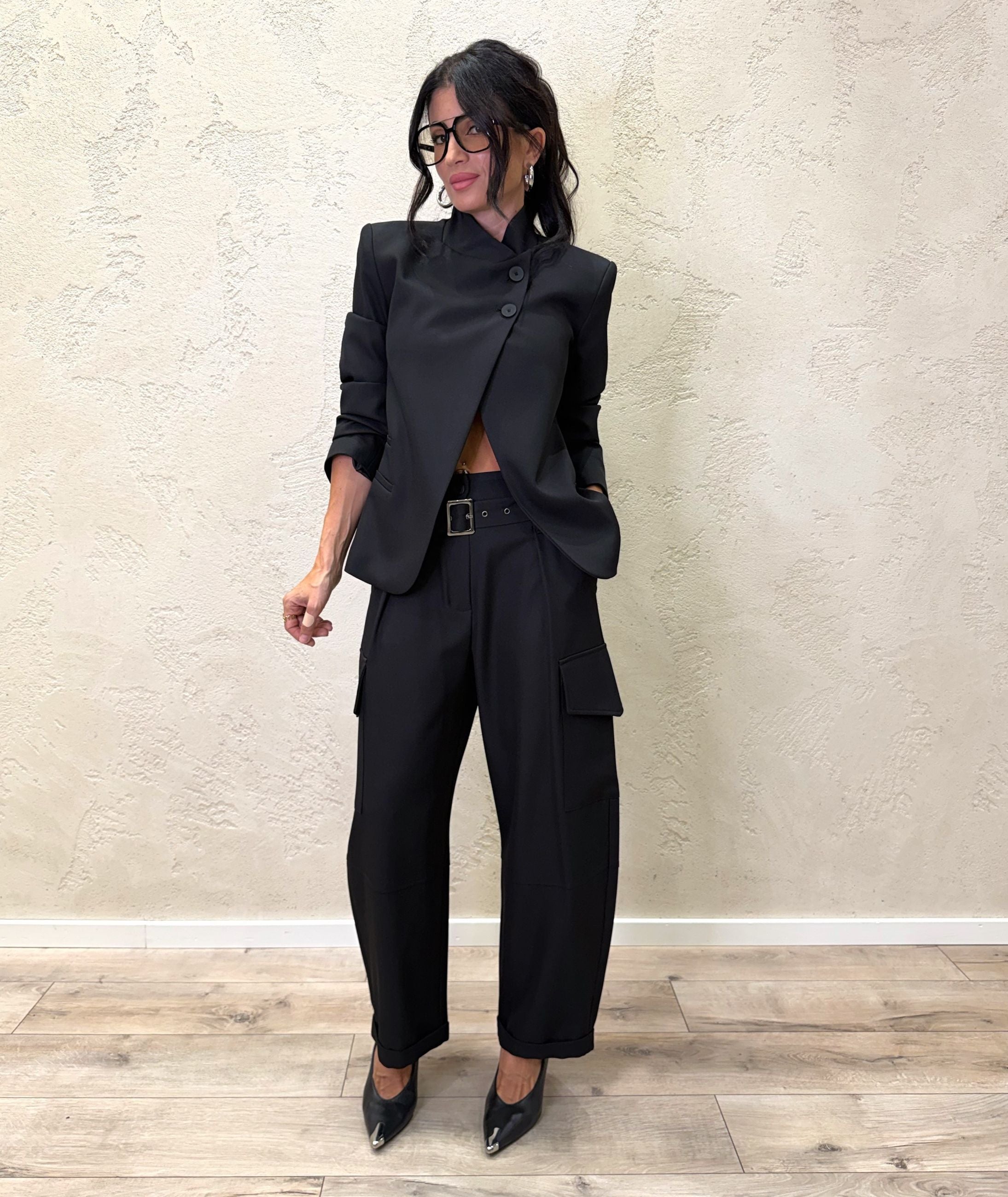 Pantaloni barrel fit con maxi tasche