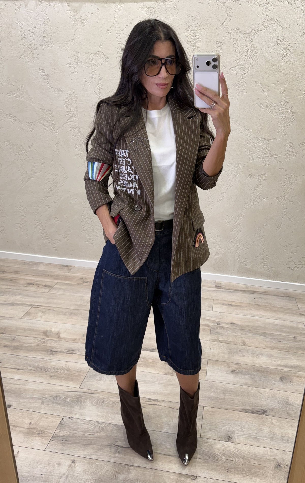 Blazer doppiopetto gessato con applicazioni