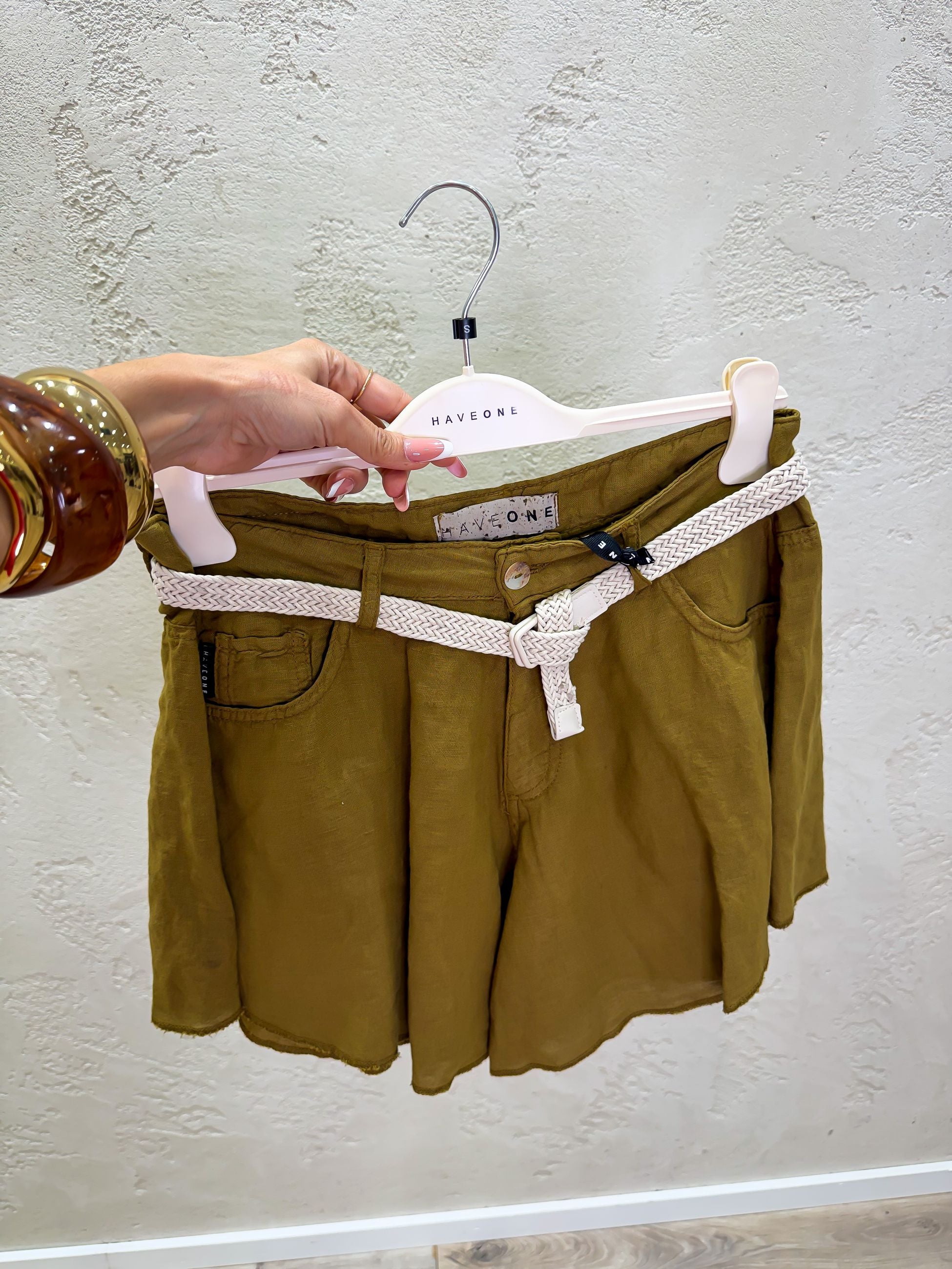 shorts a farfalla in lino