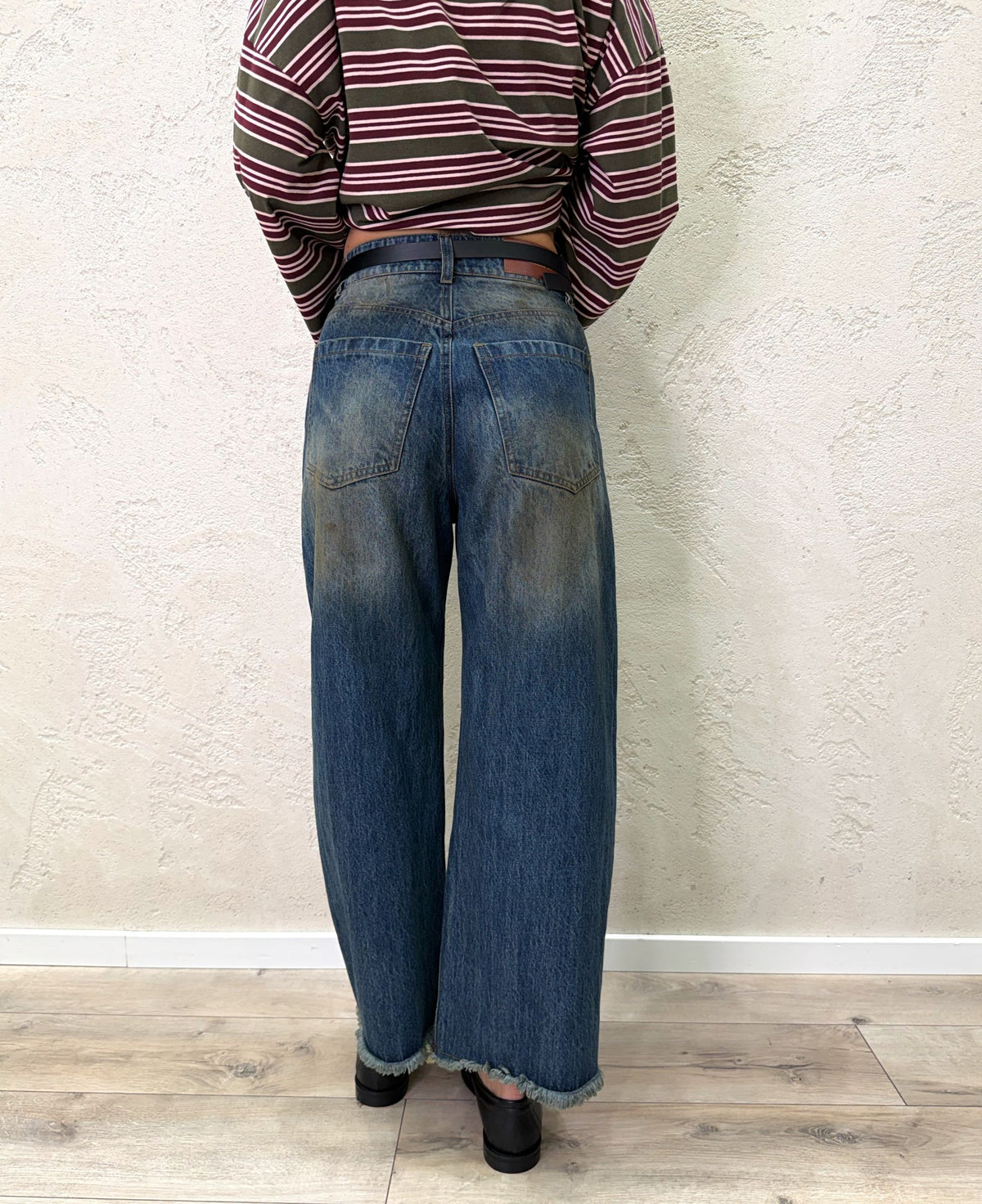 Jeans "Maison" barrel fit sfrangiato