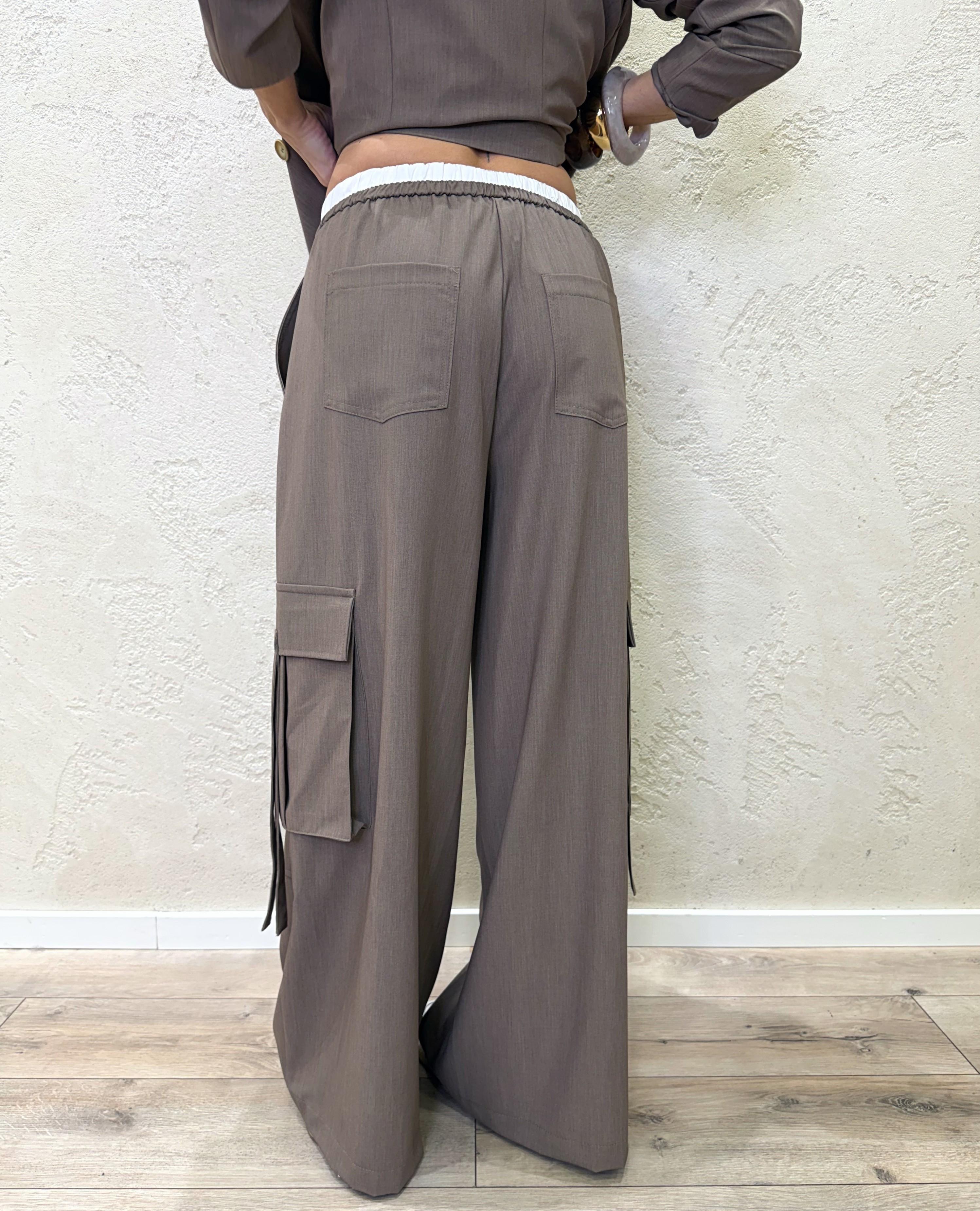 pantaloni cargo a palazzo con vita elasticizzata finto boxer 26P3727 KASHA TENSIONE IN