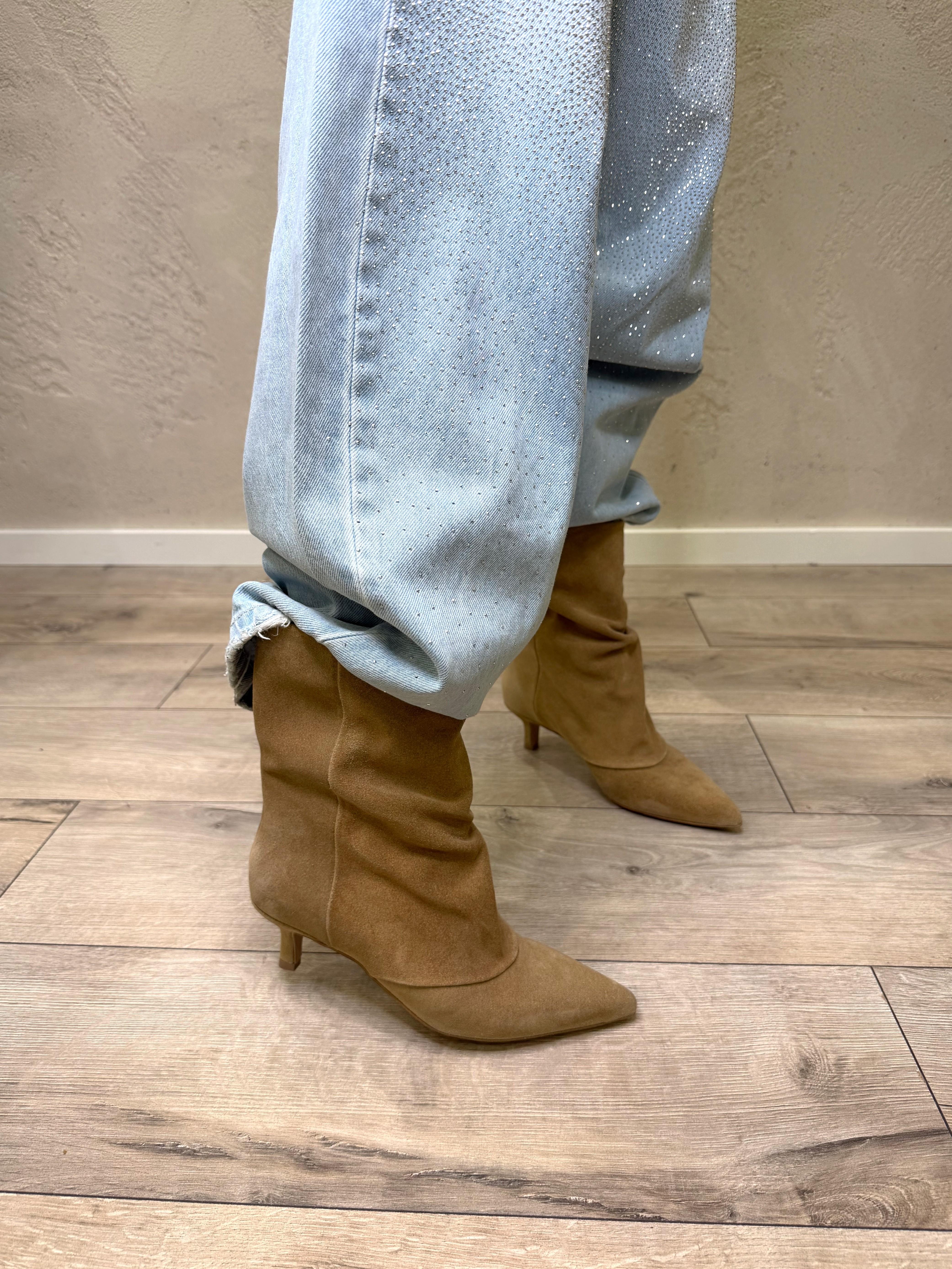 stivaletto in camoscio RGLEO02CAM DESERTO OVYE'