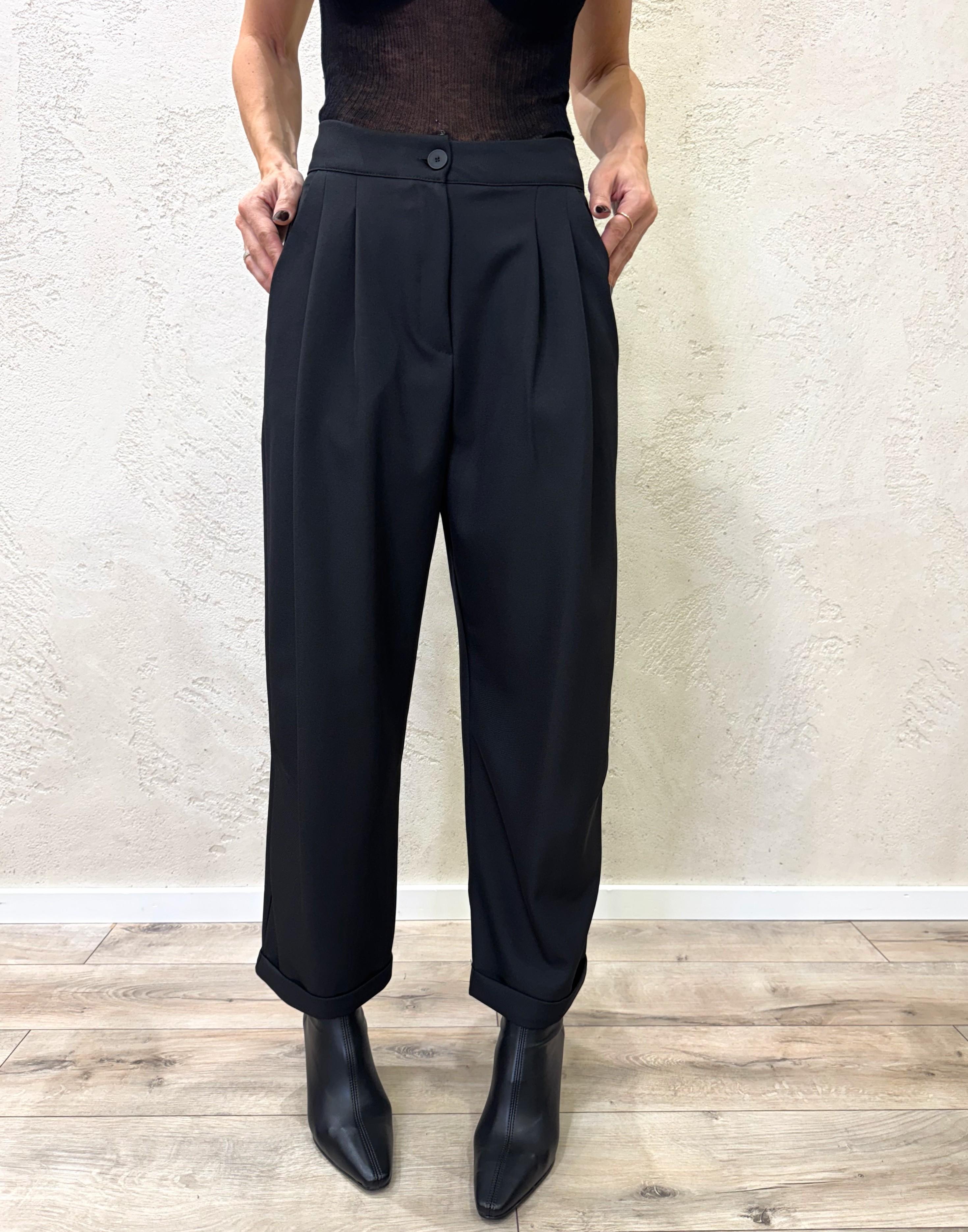 pantalone carrot fit con pinces TF0688 NERO VICOLO