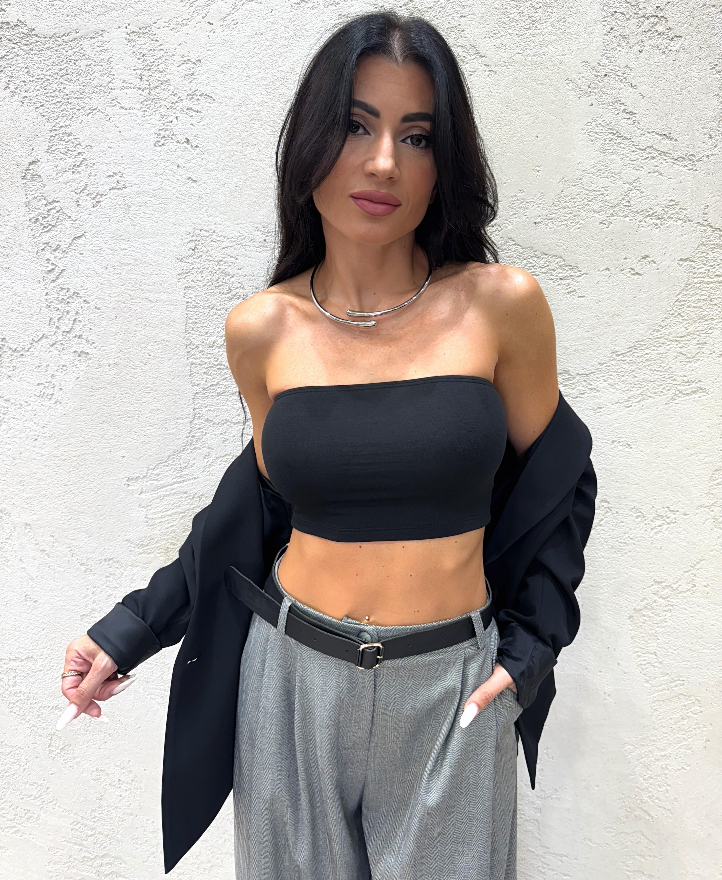crop top scollo dritto UF0077 NERO VICOLO