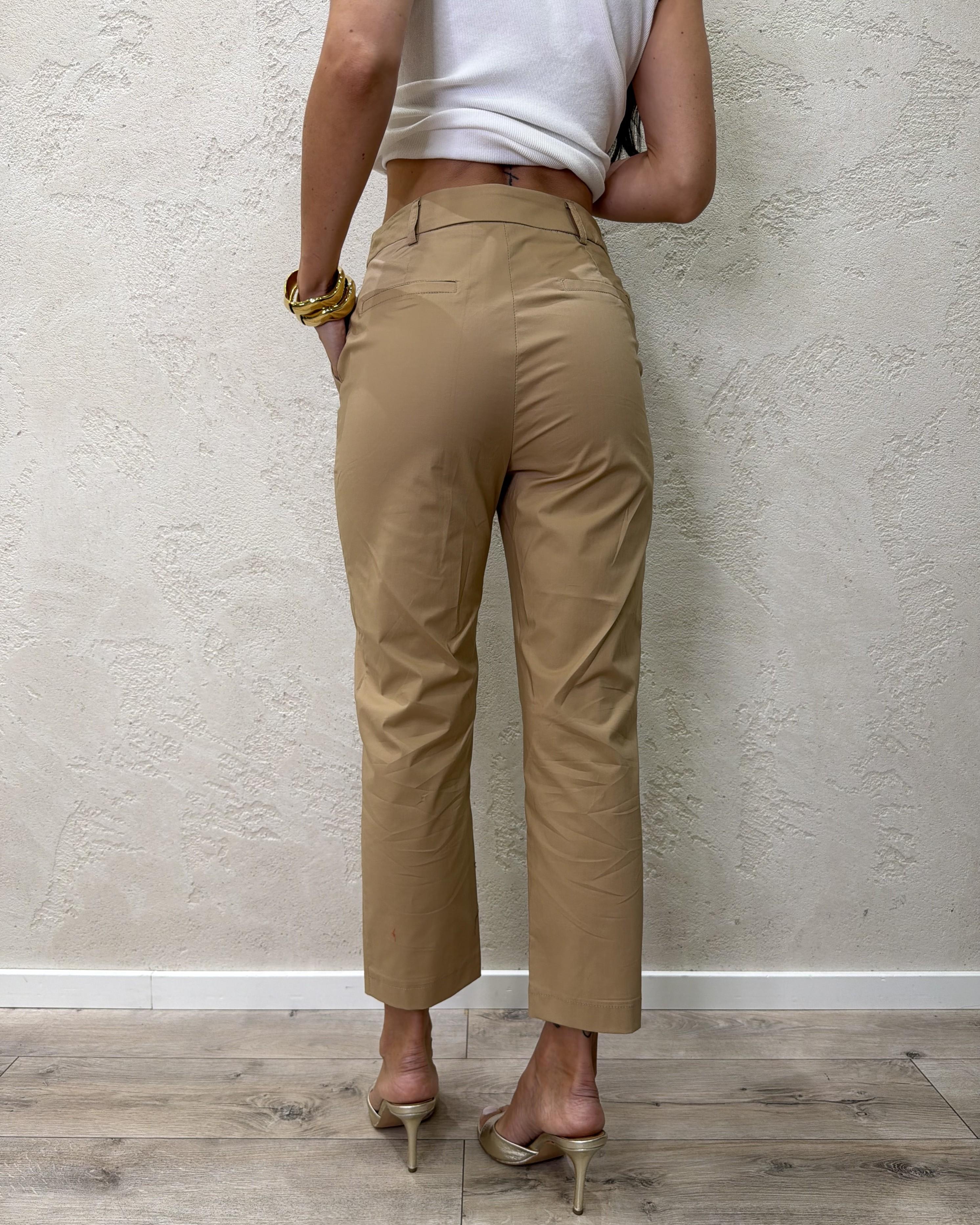 pantaloni in cotone leggero chiusura asimmetrica 26P5388 CAMEL TENSIONE IN