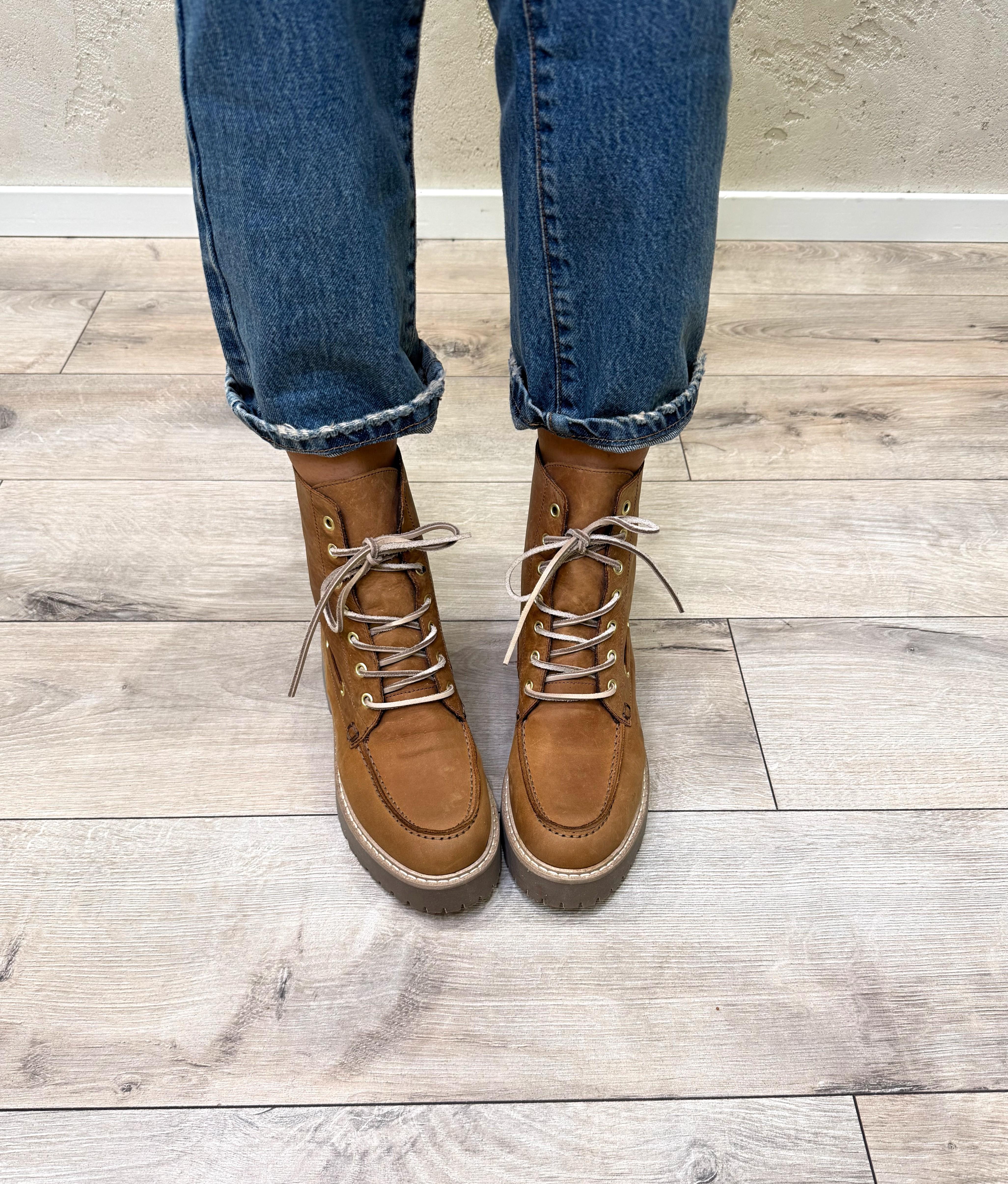 Stivaletto stringato in pelle SM17 CUOIO OVYE'