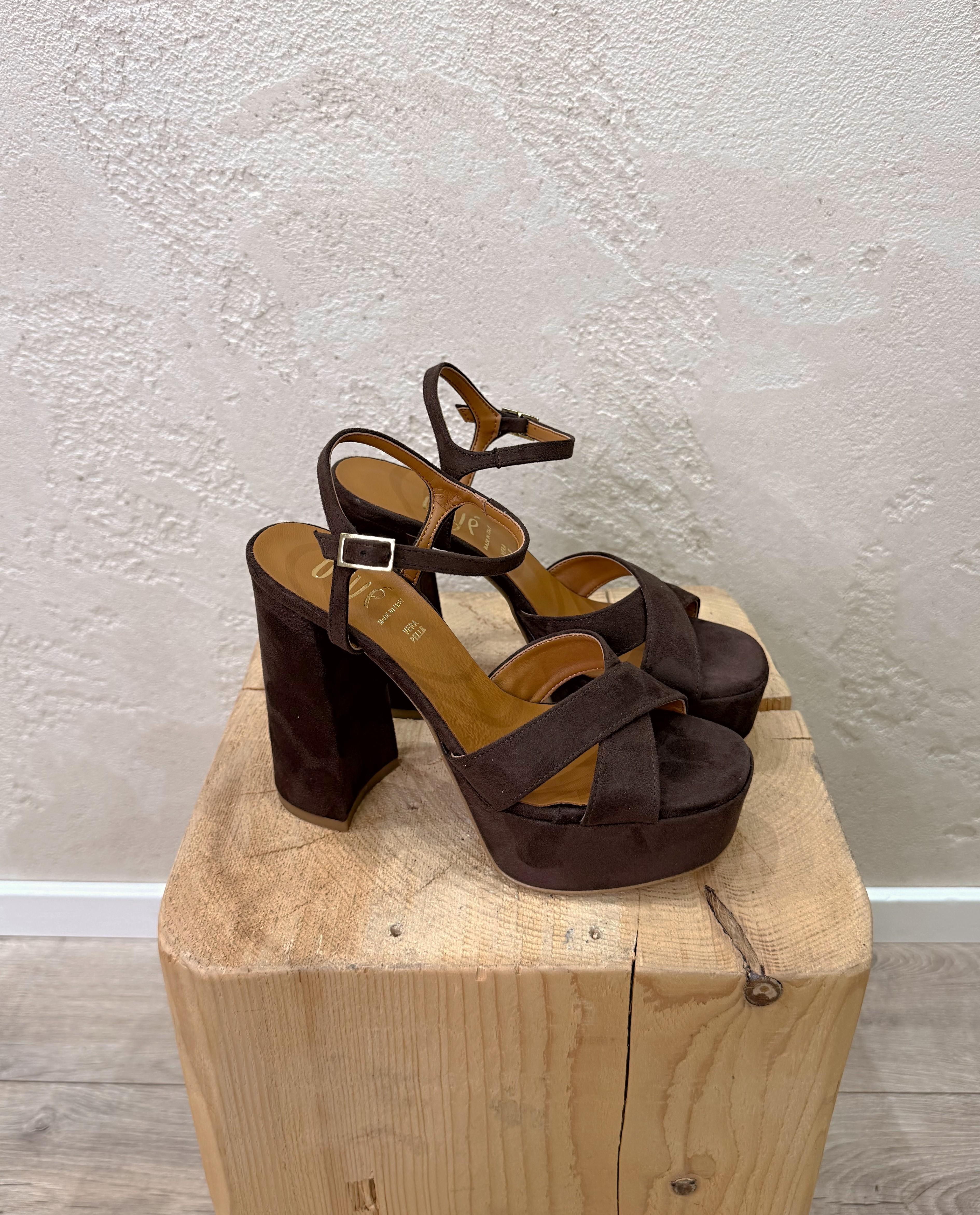 sandalo platform in vera pelle scamosciata LF3248M017CAM MARRONE OVYE'