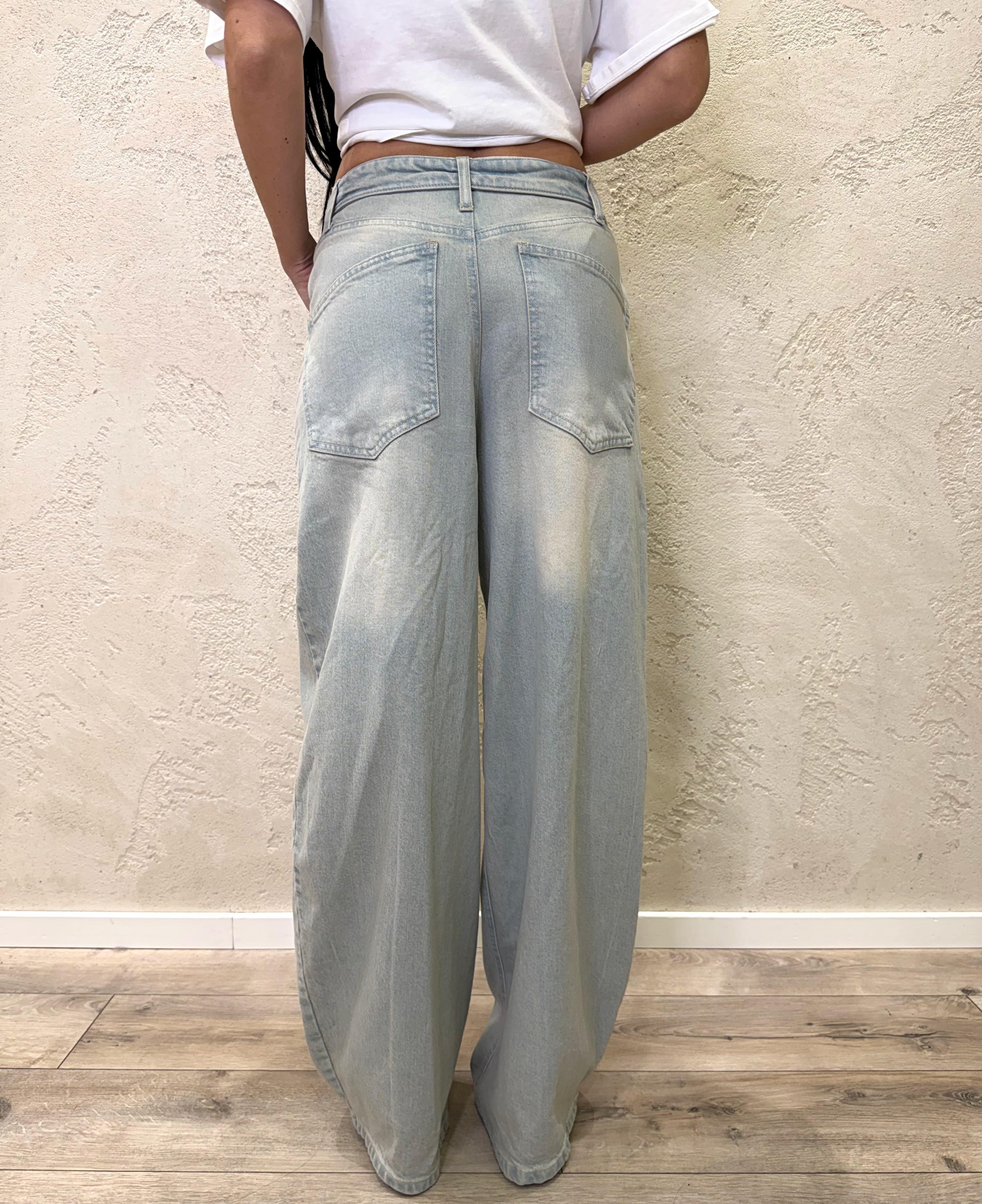 jeans a gamba larga con vita risvoltata S26P283 DENIM CHIARO TENSIONE IN