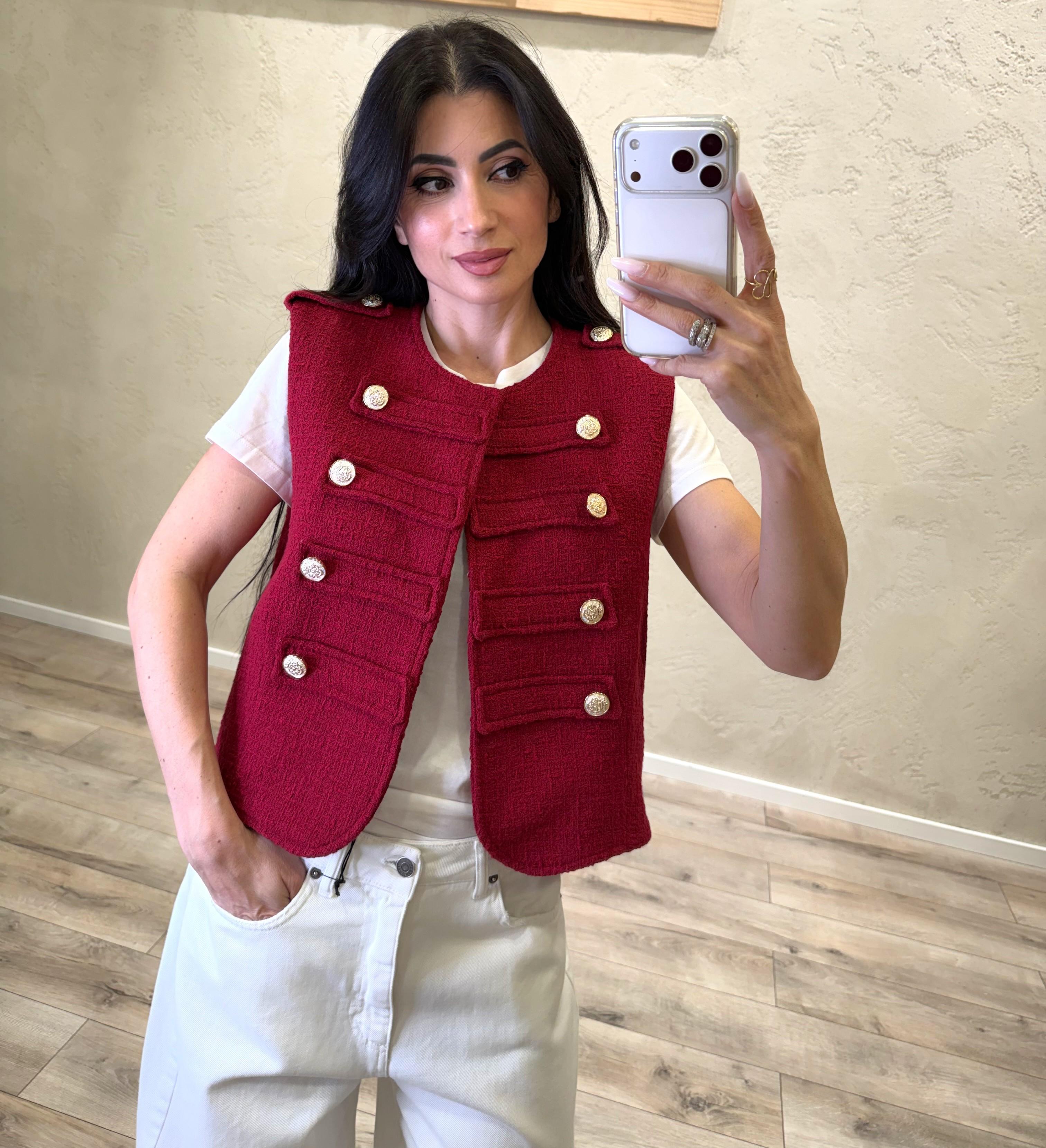 gilet in bouclè con bottoni a contrasto 26D4462 ROSSO TENSIONE IN