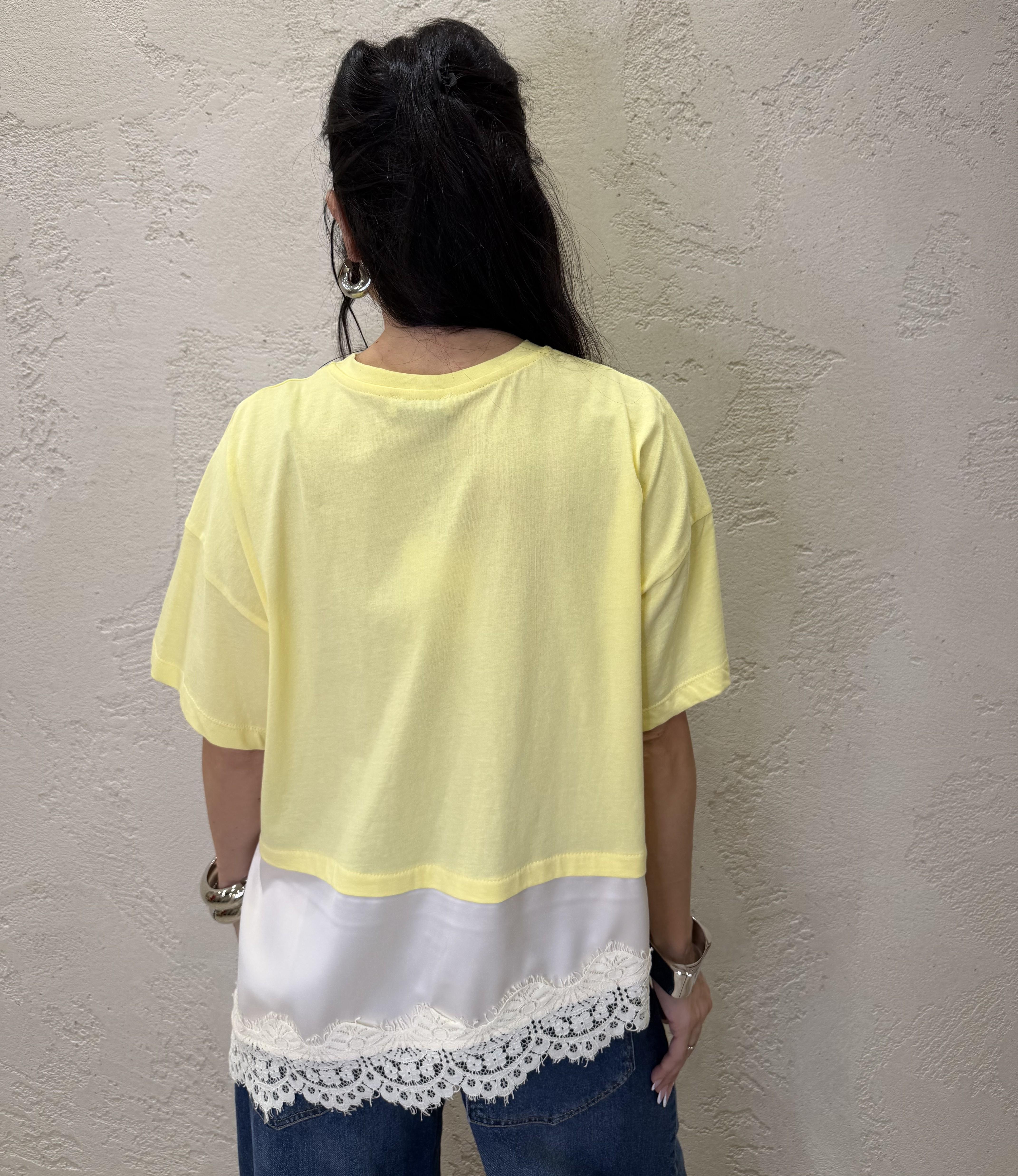 t-shirt a scatoletta con inserto satin e pizzo T262A082 GIALLO DIXIE