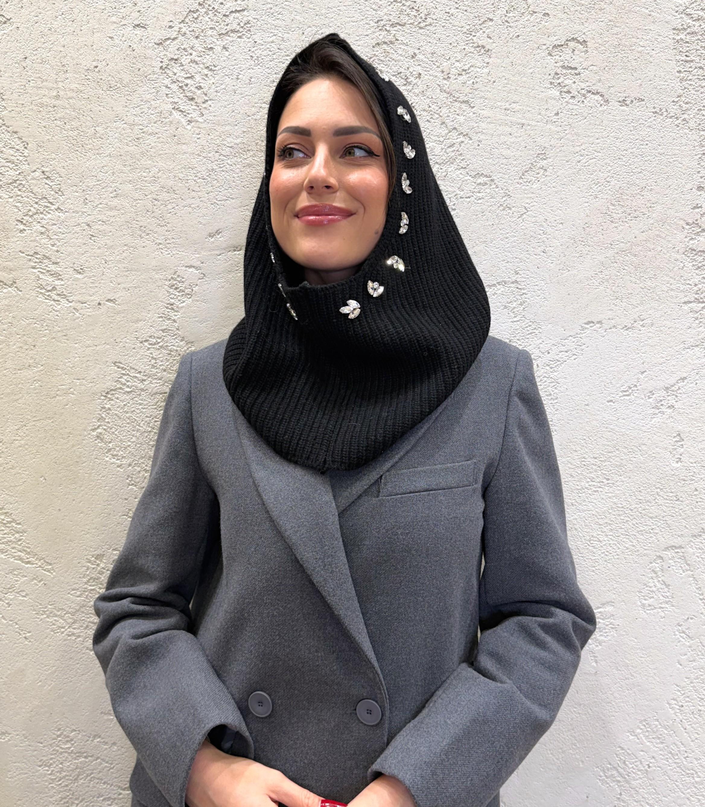 balaclava con dettaglio gioiello 55209F NERO VICOLO