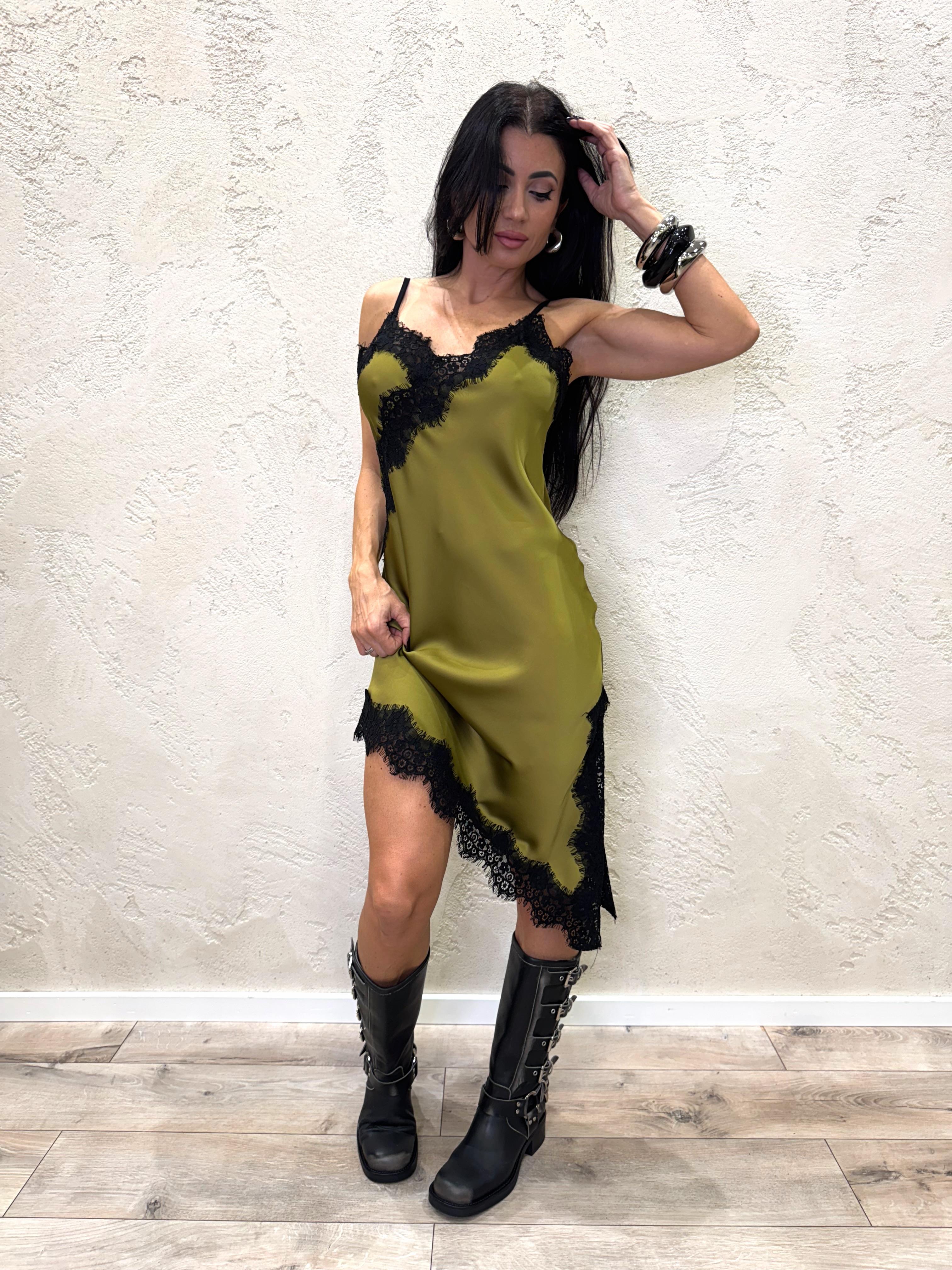 abito asimmetrico con inserti in pizzo AVS-P037 OLIO HAVEONE