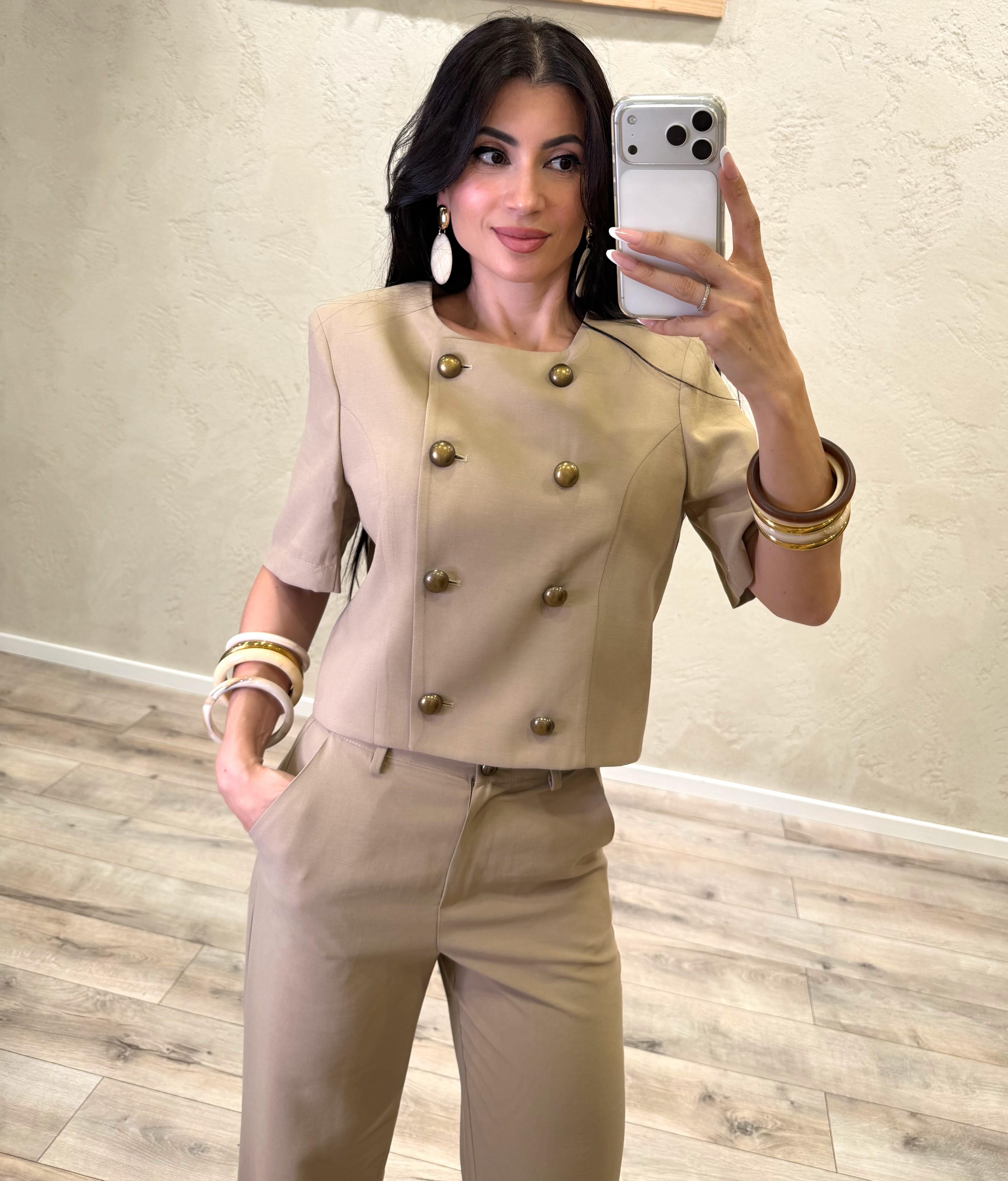 giacca a maniche corte con chiusura a doppiopetto e bottoni a contrasto JMN-Q122 BEIGE HAVEONE