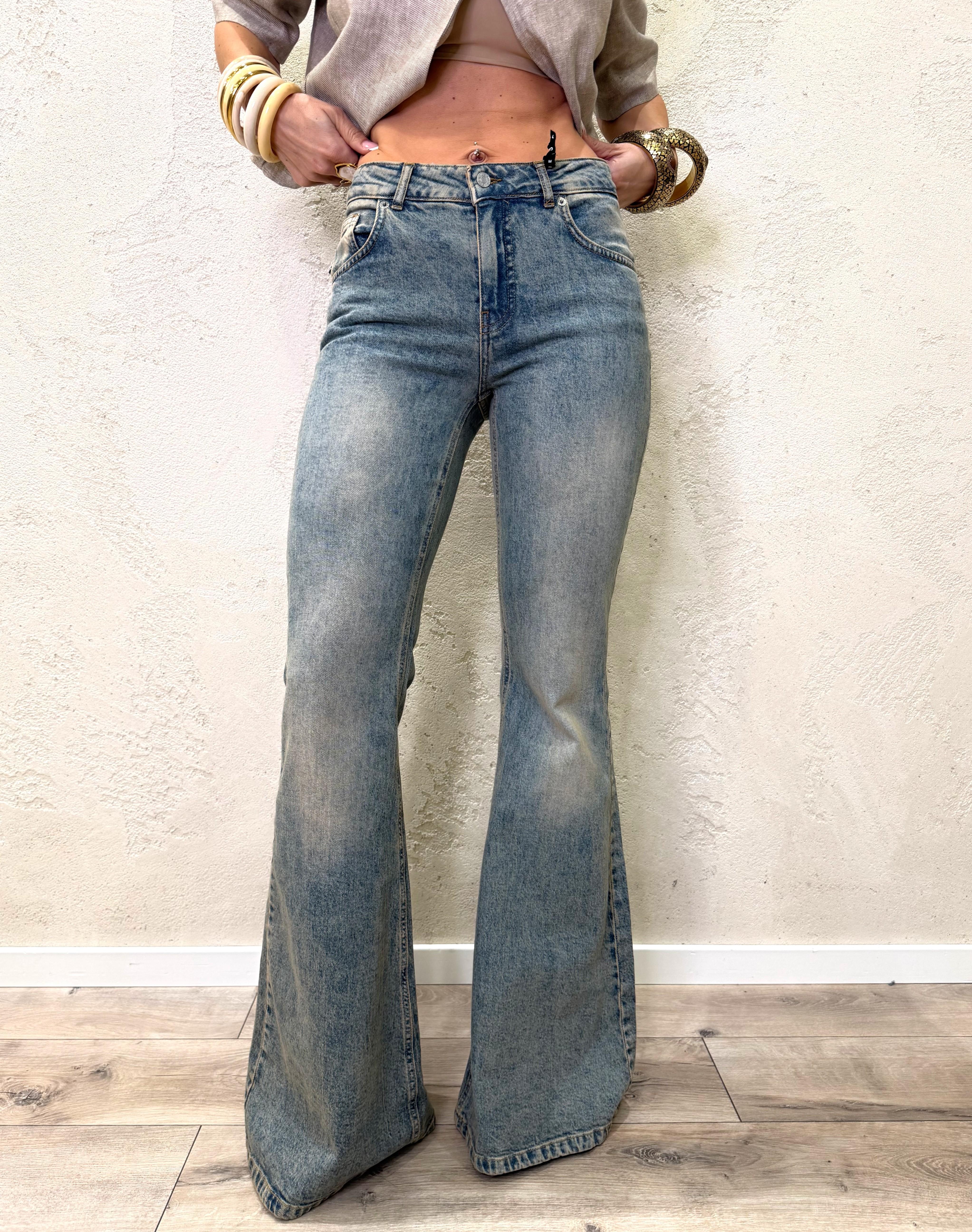 jeans elasticizzato modello ele a zampa PLS-Q389 THE HAVEONE