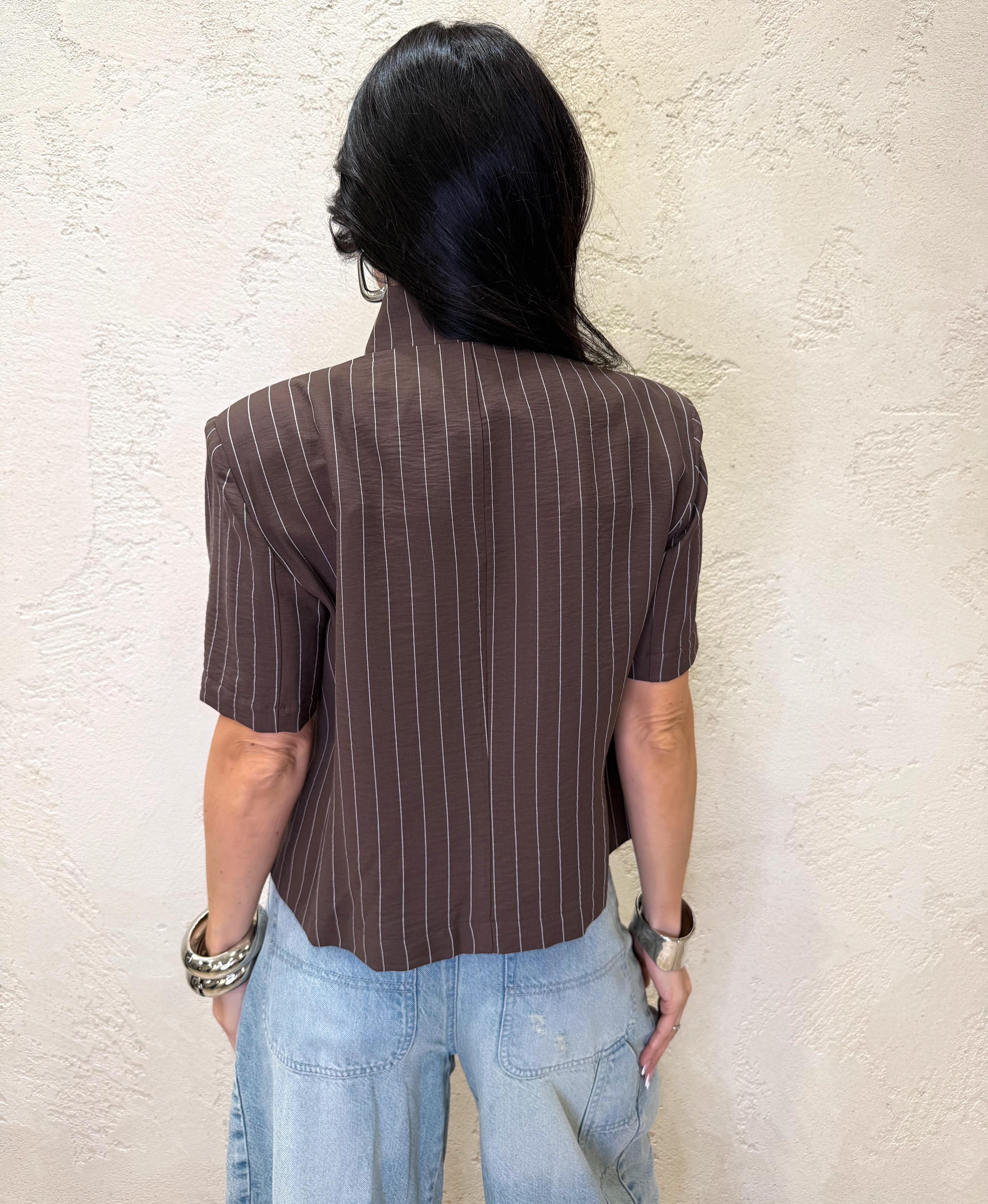 giacca manica corta gessata con collo alla coreana e chiusura asimmetrica JMN-Q115 MORO HAVEONE