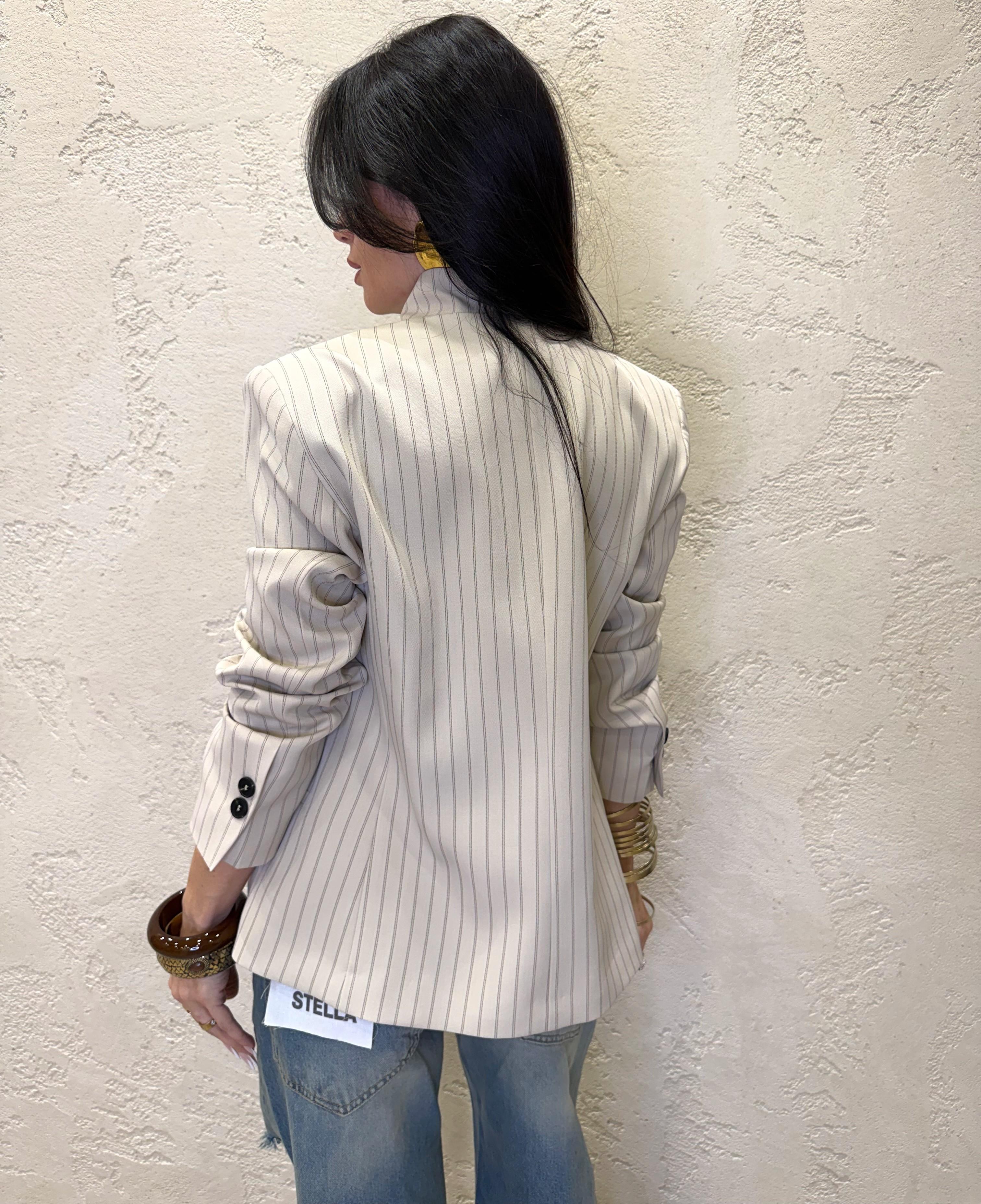 giacca gessata con collo alla coreana e chiusura asimmetrica JMN-Q096 BEIGE HAVEONE