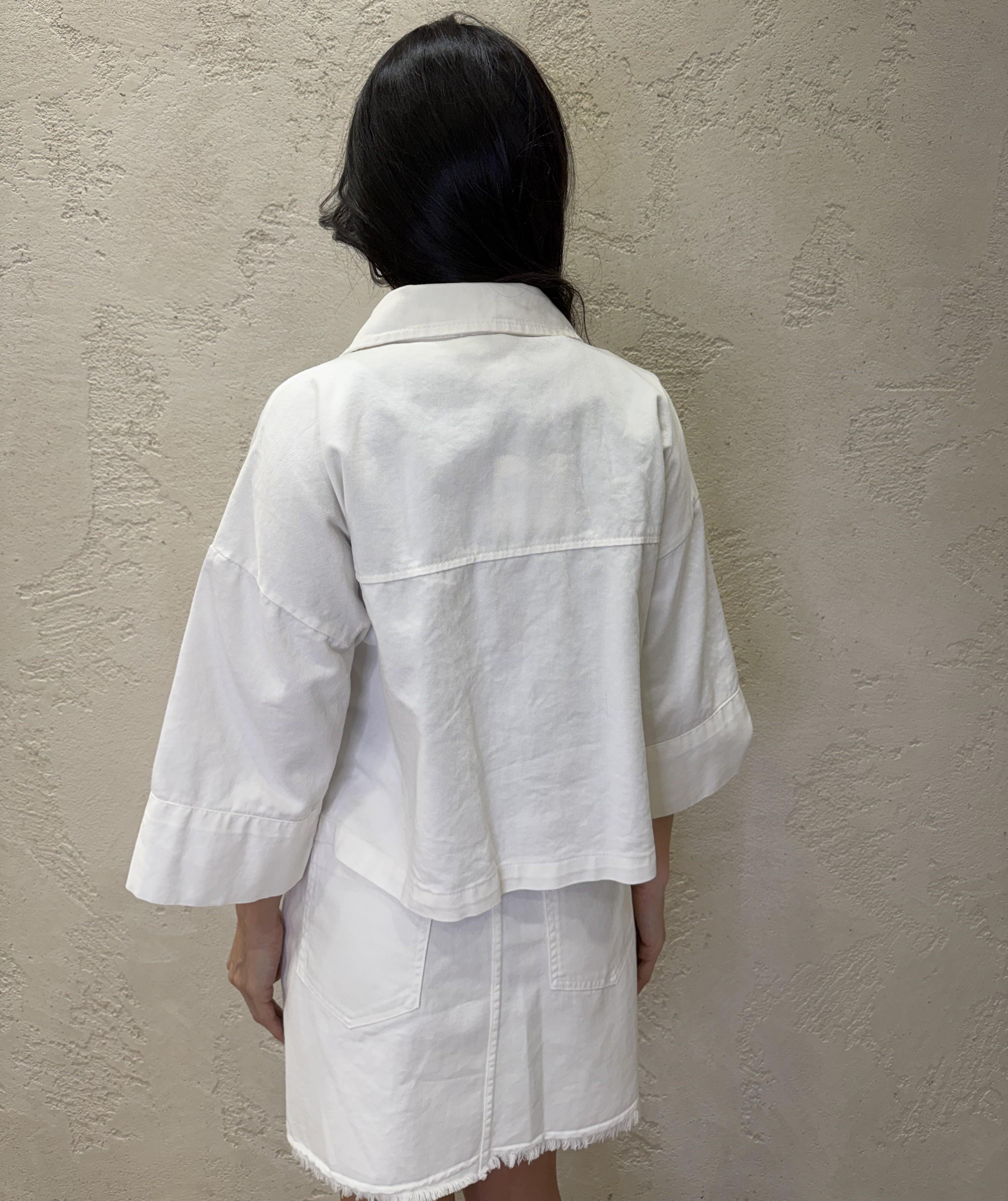 camicia in jeans a scatoletta con dettaglio gioiello 60507C BIANCO SUSY MIX