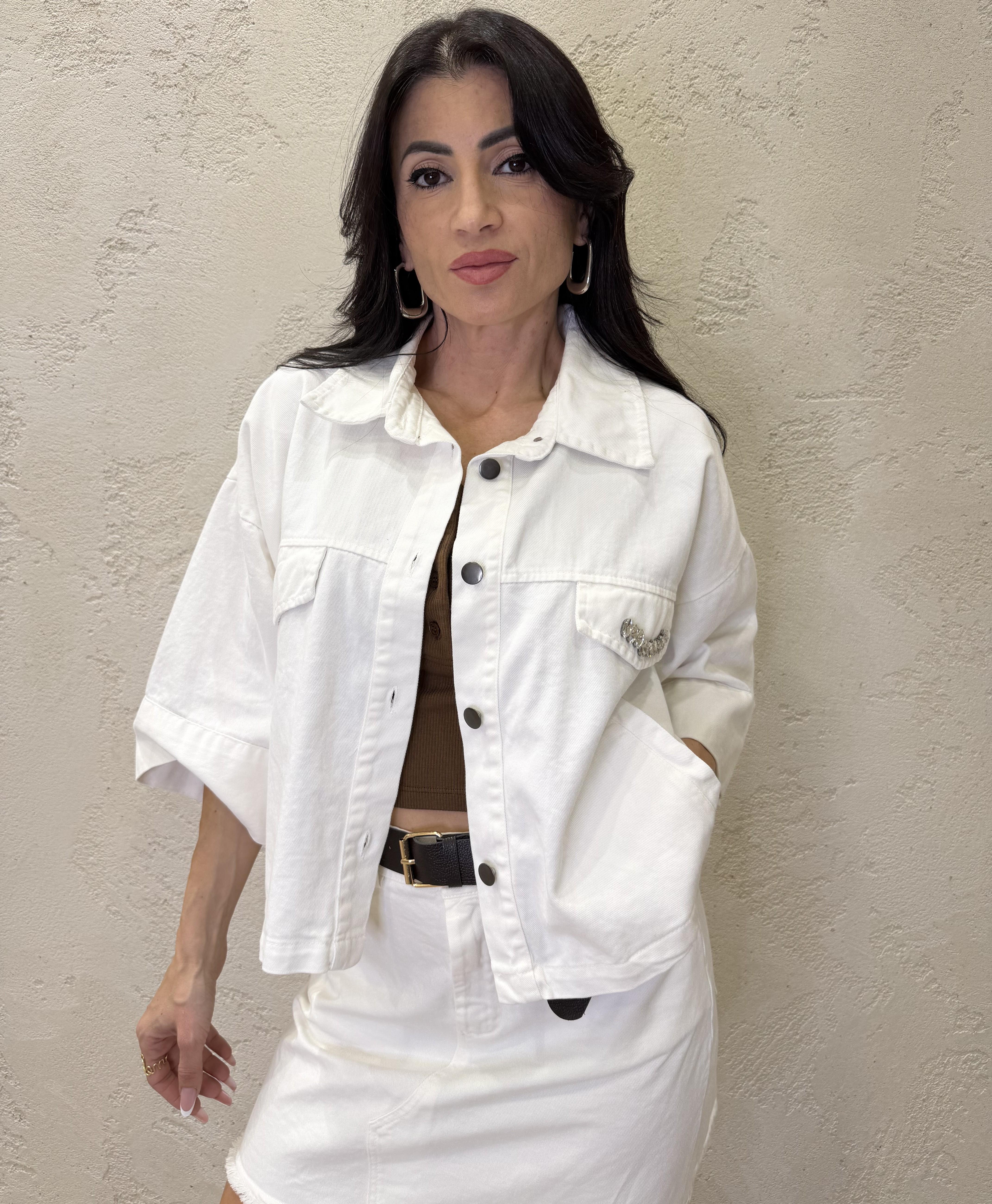 camicia in jeans a scatoletta con dettaglio gioiello 60507C BIANCO SUSY MIX