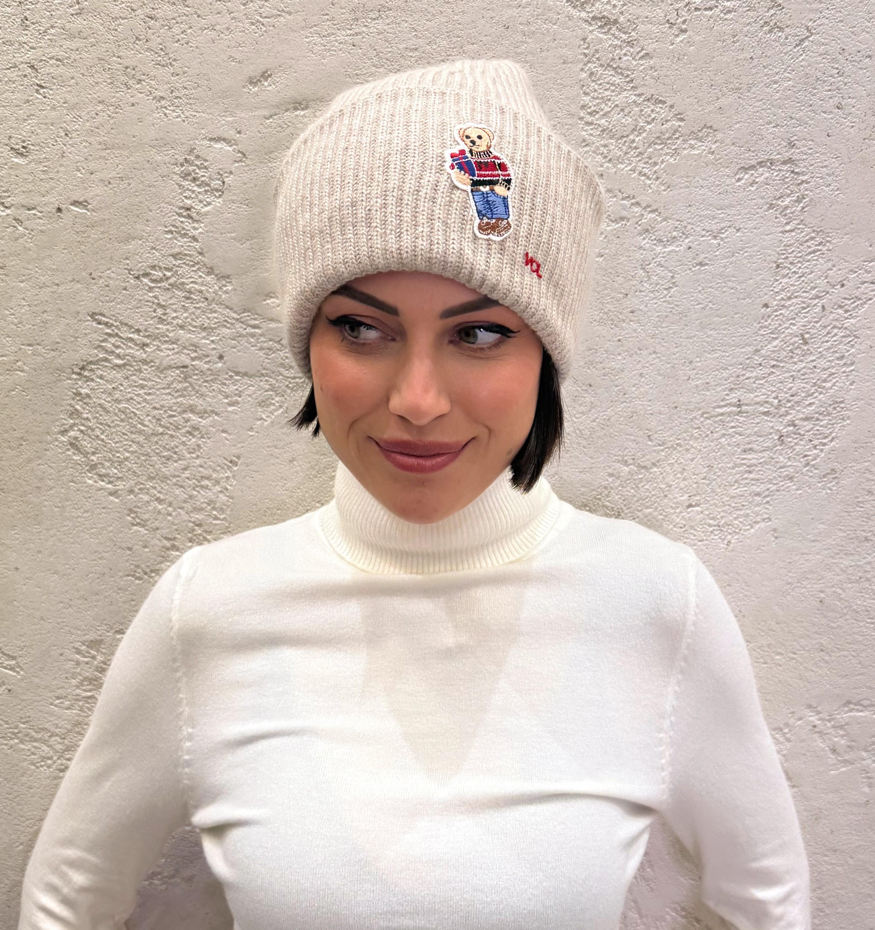 berretto lana e cashmere con orsetto 77376F BEIGE VICOLO