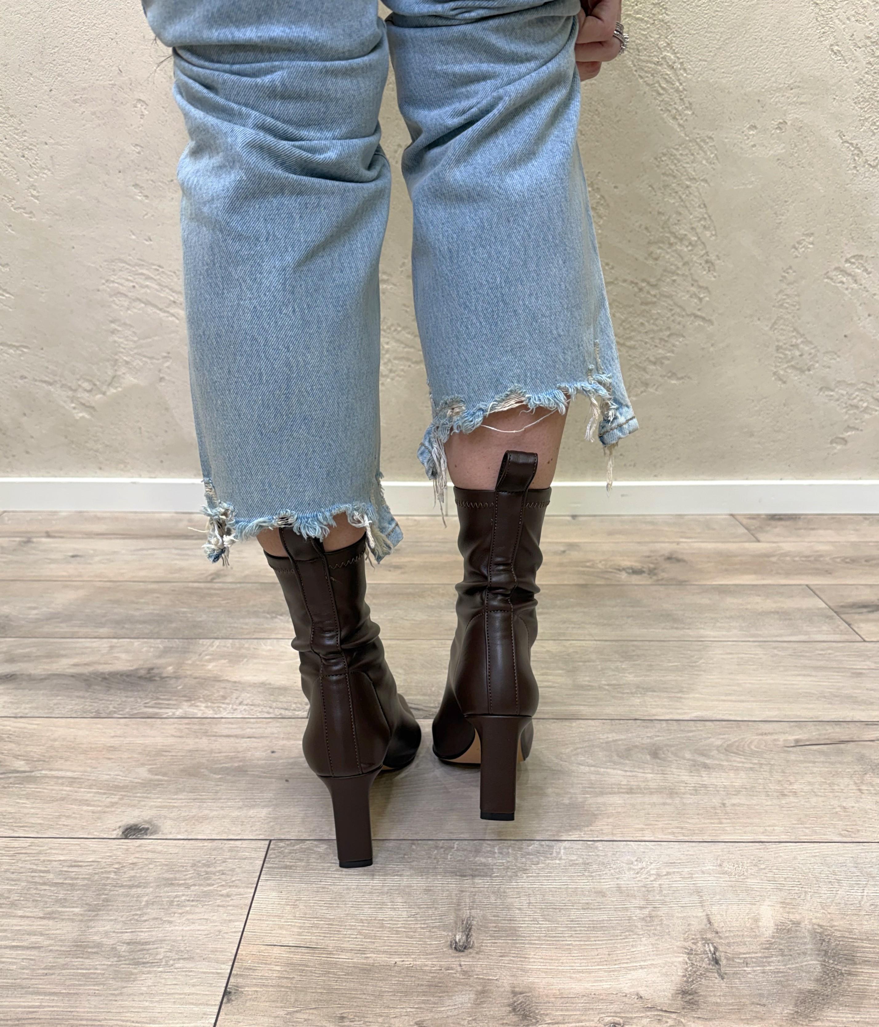 stivaletto a calzino elasticizzato con tacco AT2007 CAFFE OVYE'