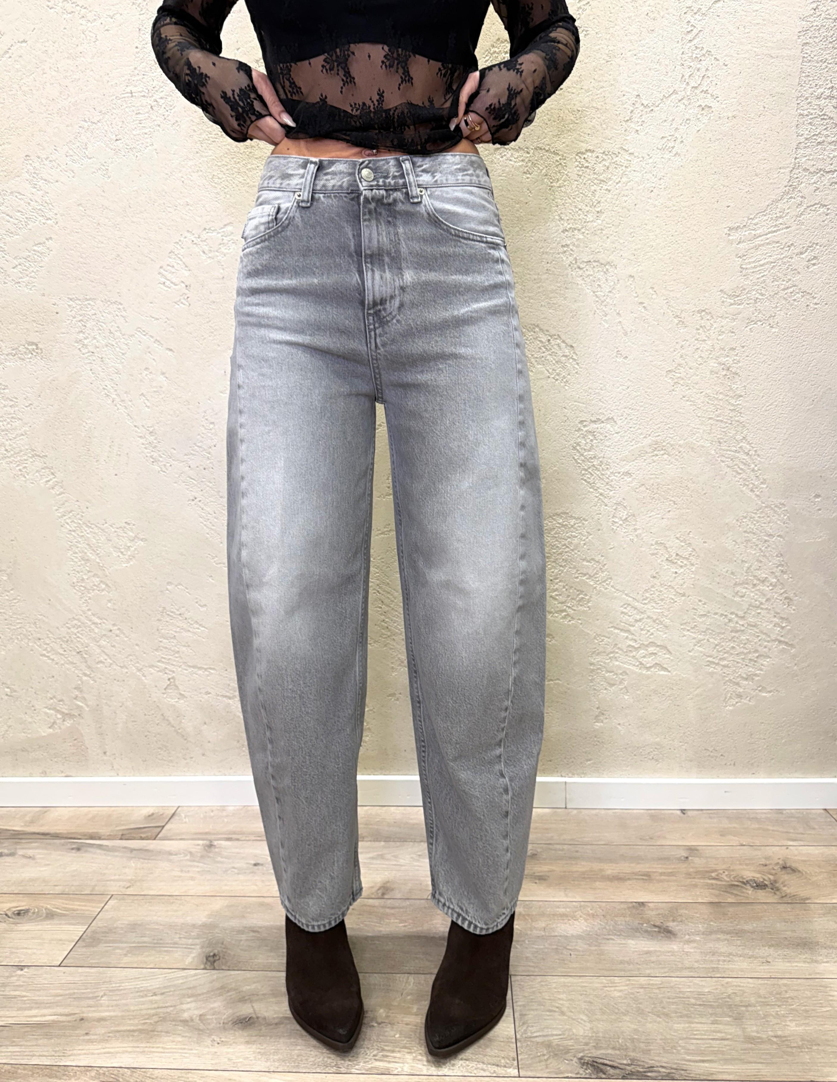 jeans modello chiara a balloon in tela ferma DAB5156 GRIGIO VICOLO