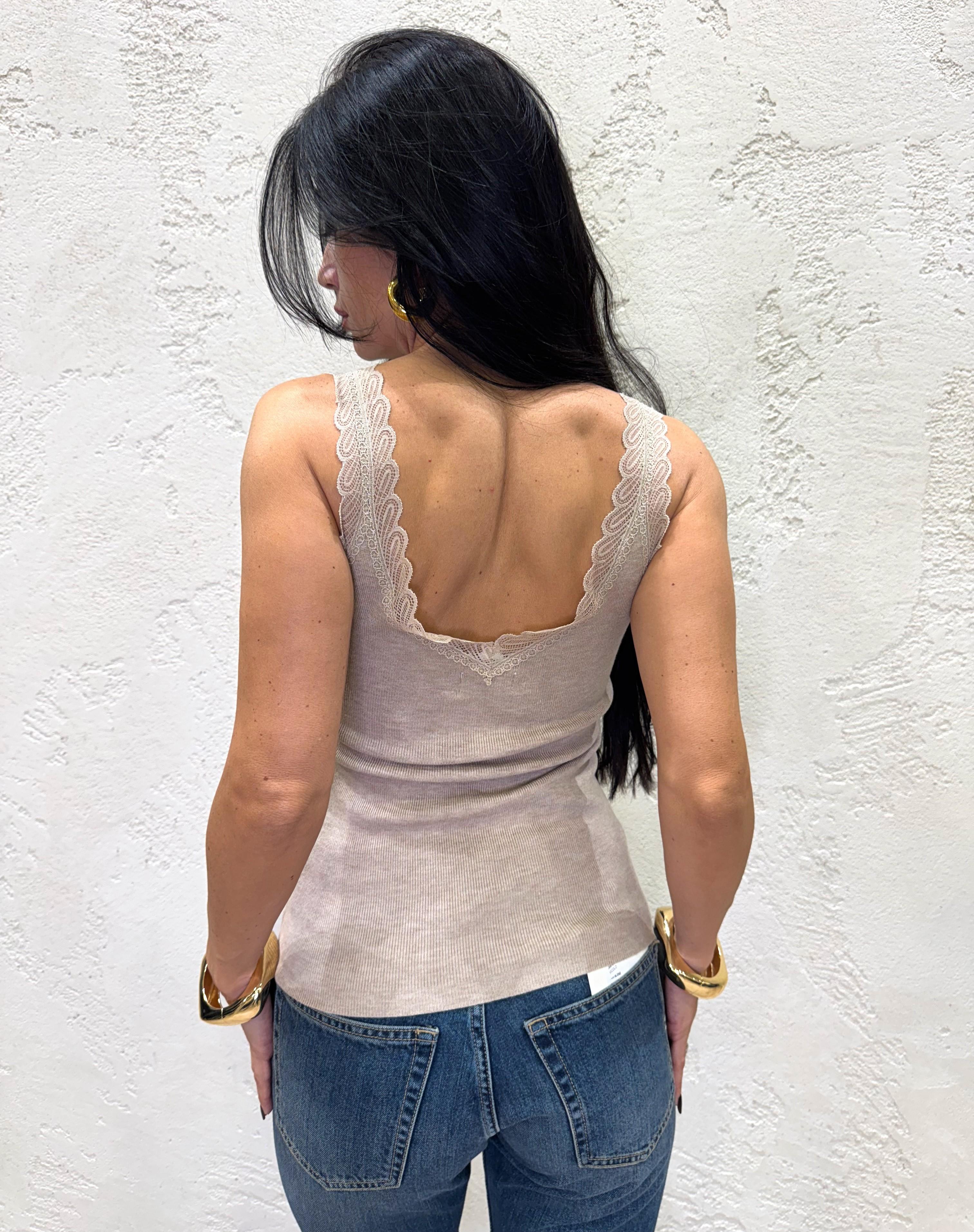 canotta a costine con scollo a v e orlo in pizzo 80571 BEIGE SUSY MIX