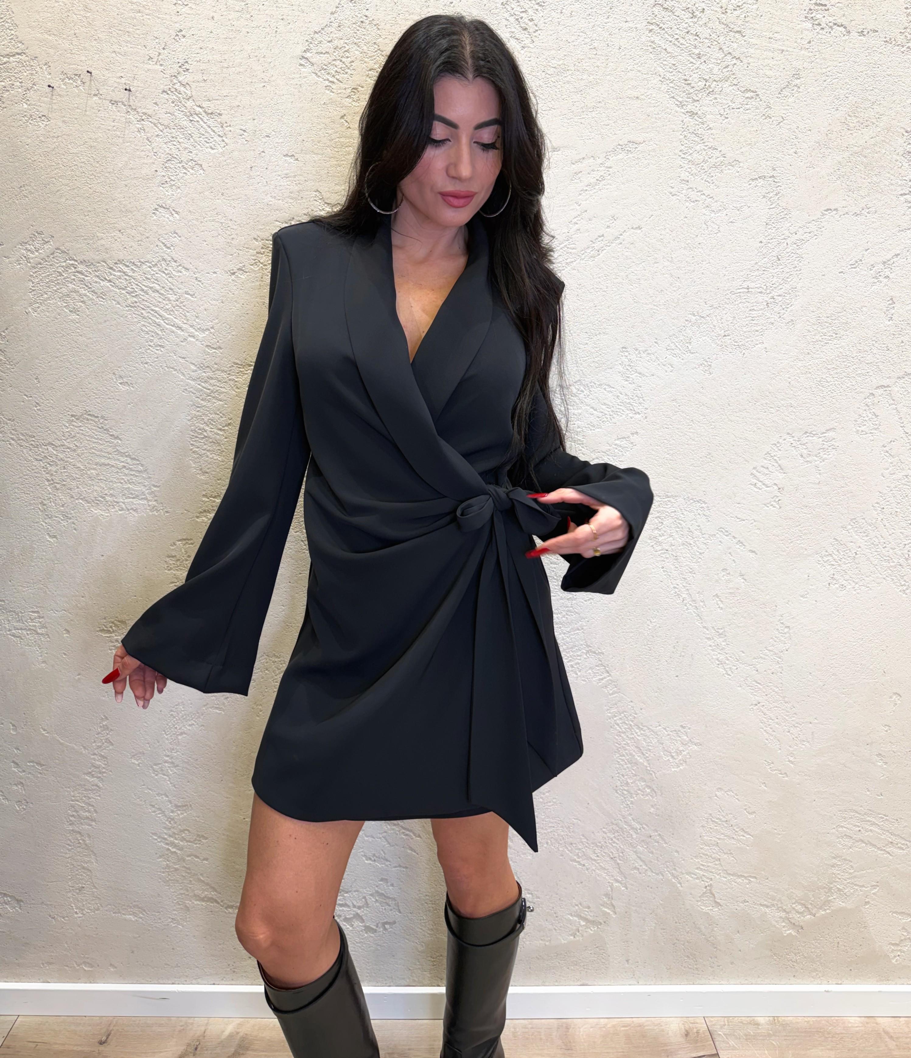 abito a portafoglio 38207 NERO TENSIONE IN