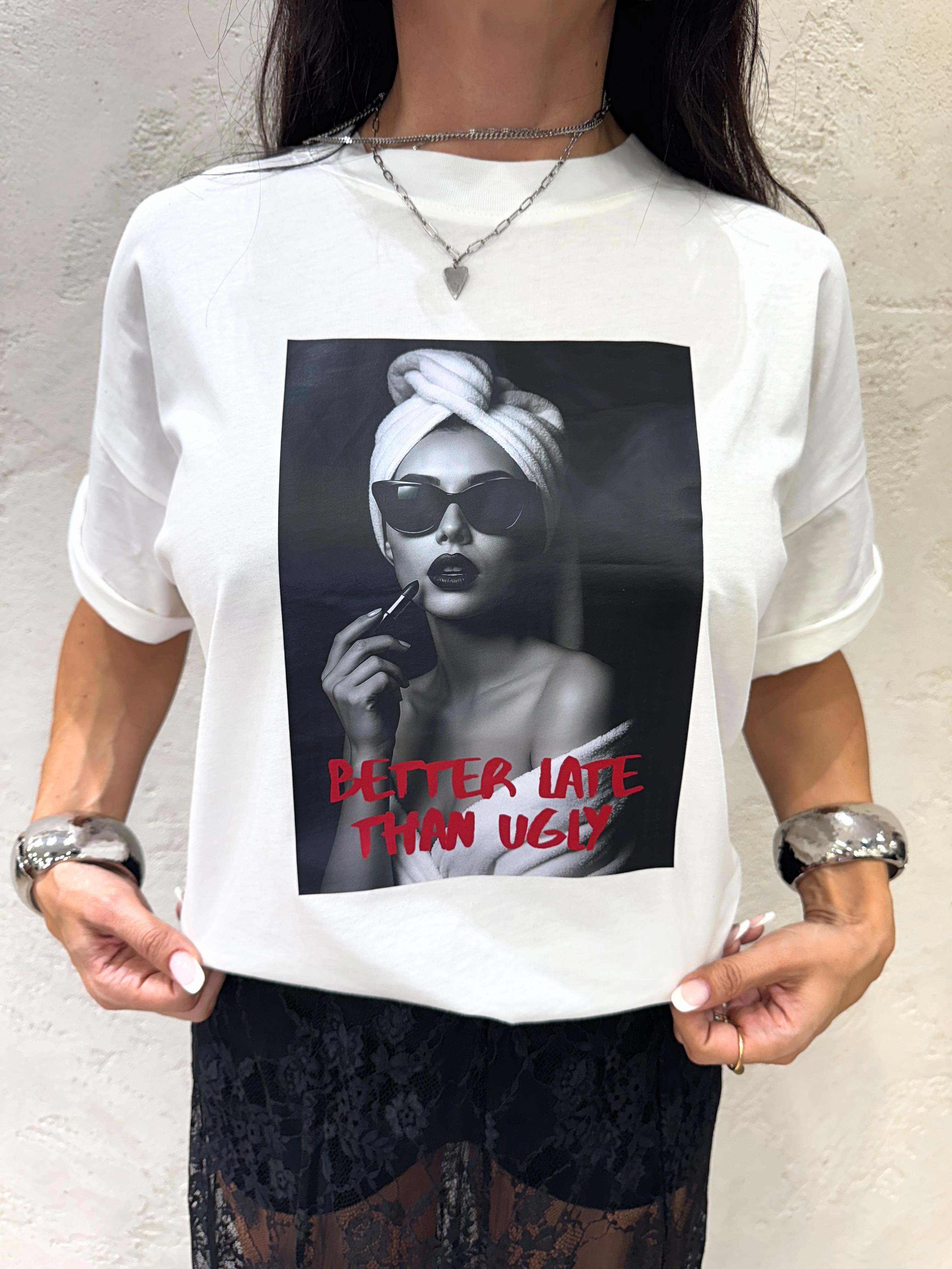 t-shirt over con stampa better late than ugly RF0068 BIANCO VICOLO