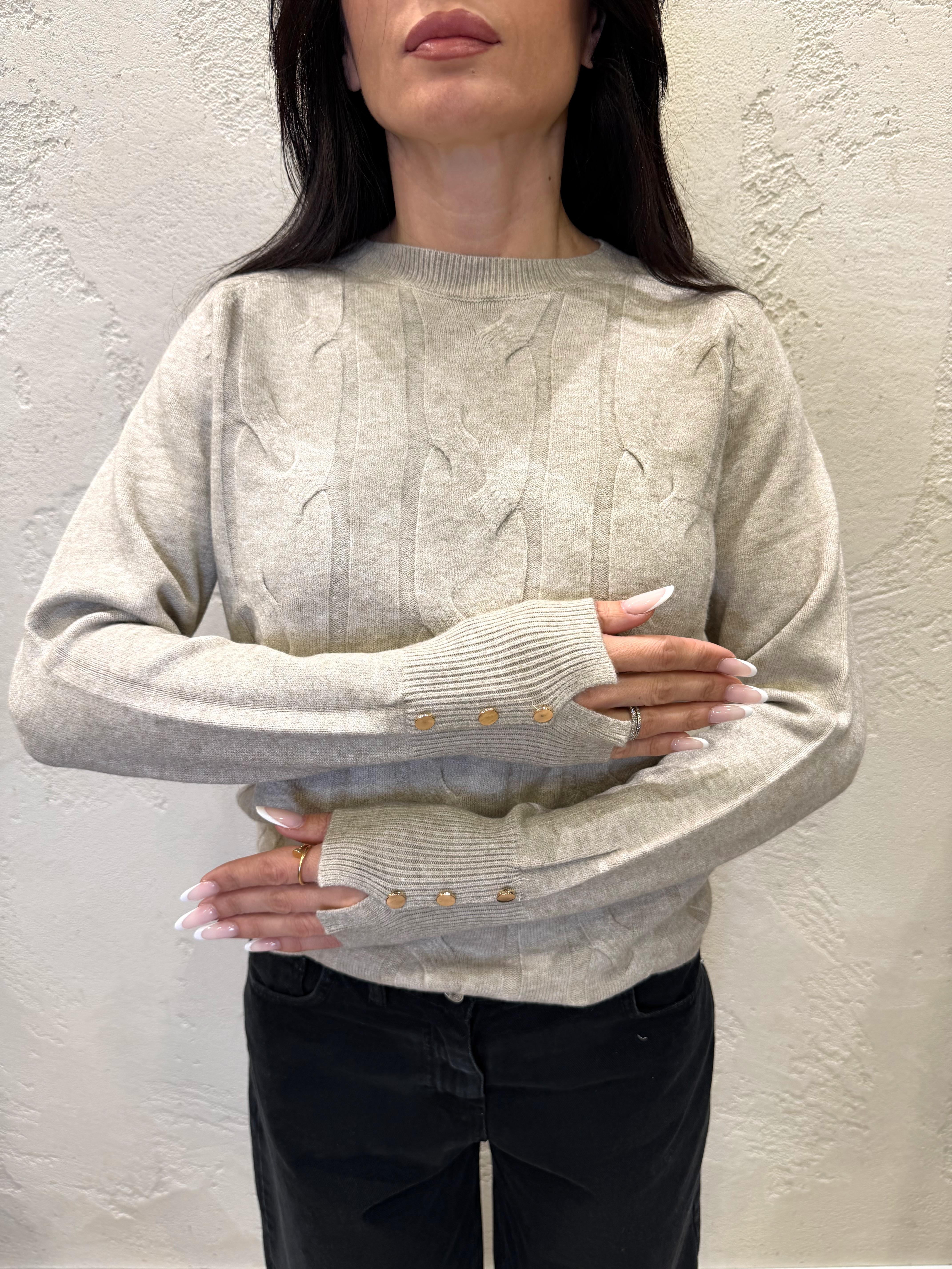 maglia a trecce con bottoncini su polso MGTRECCIA TORTORA ELEVI