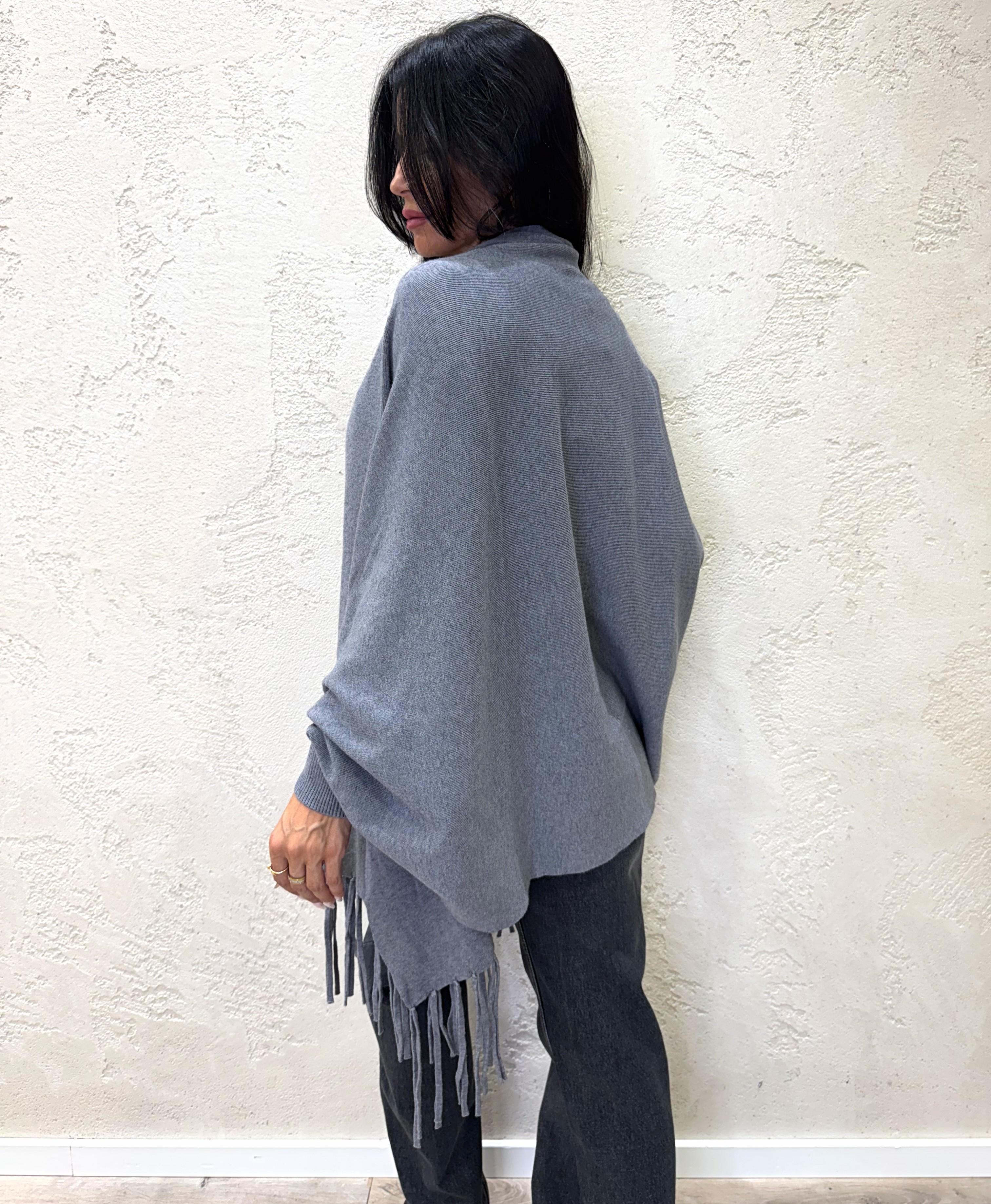 poncho con frange AP366525 GRIGIO SUSY MIX