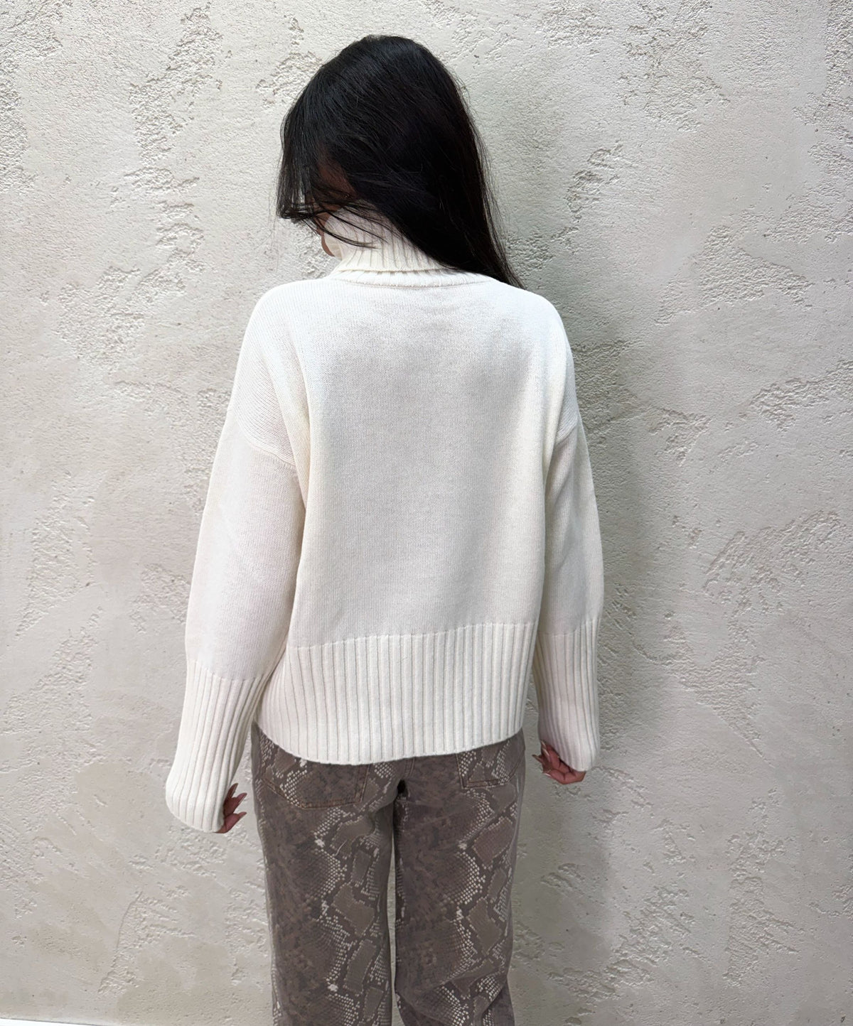 Pullover a collo alto in pura lana