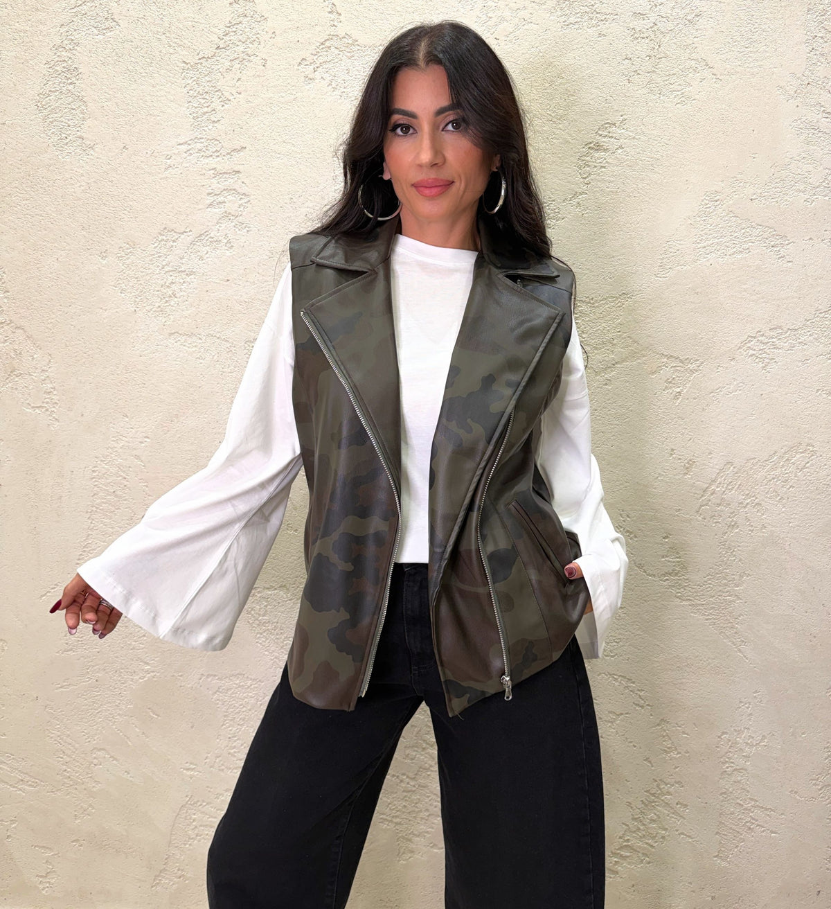 Gilet camouflage in ecopelle