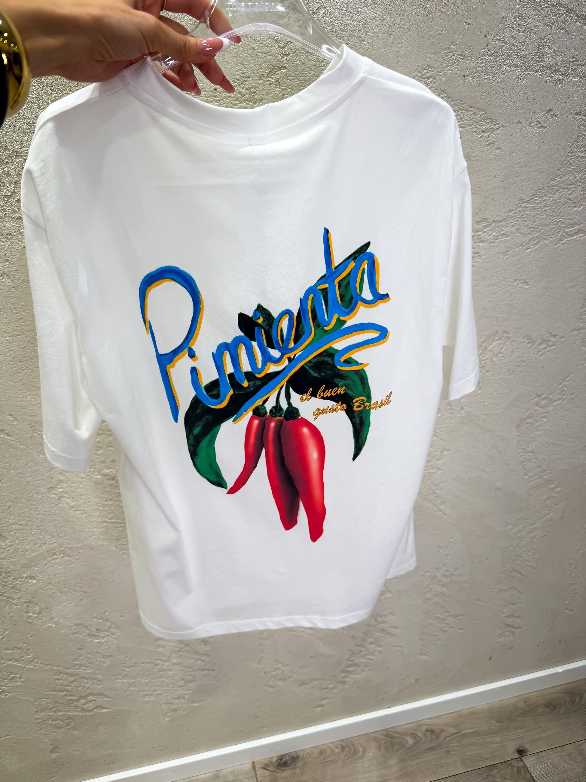 t-shirt over stampa "pimenta"