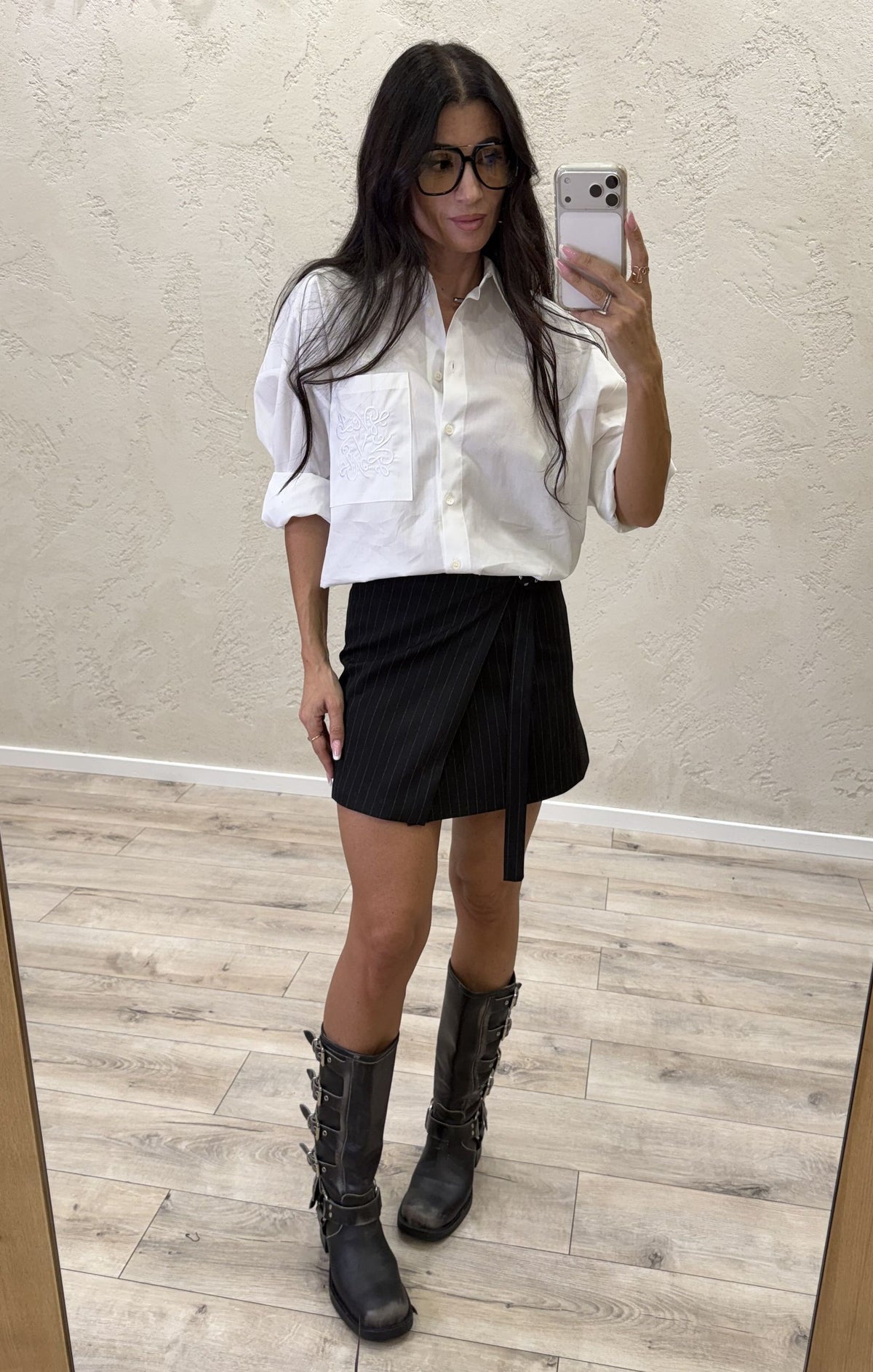 Camicia over con ricamo tasca
