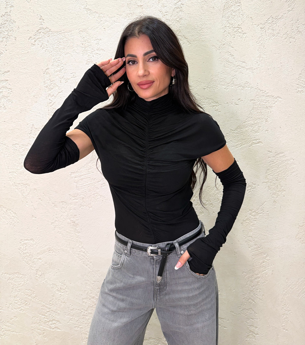 Lupetto in misto cashmere con manicotti e arricciatura