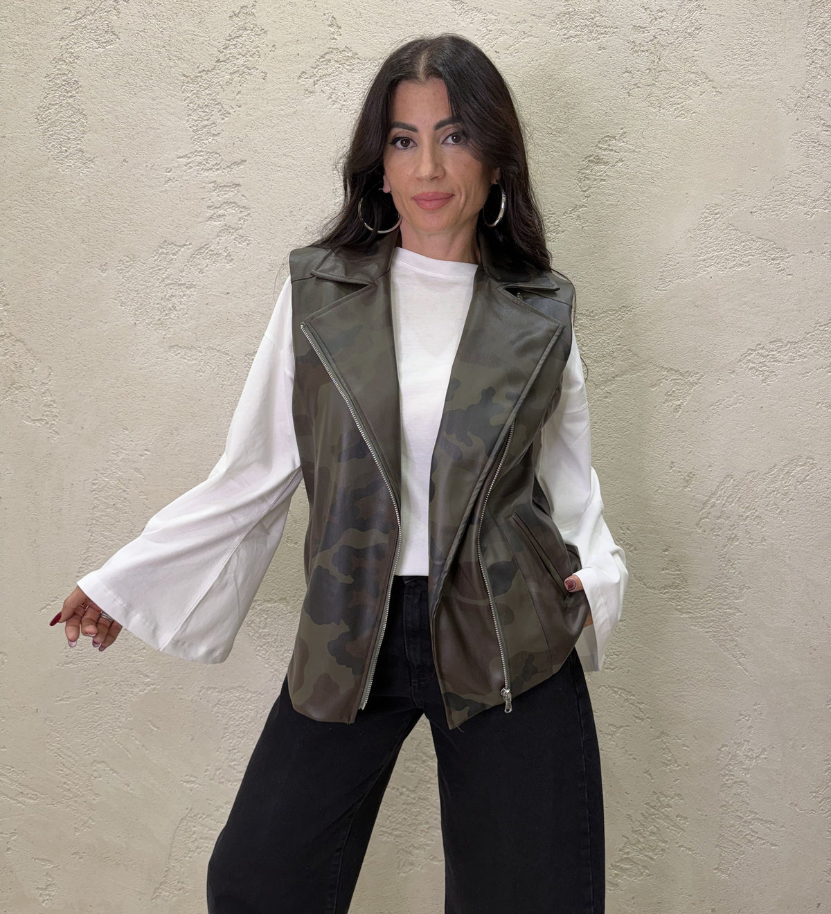 Gilet camouflage in ecopelle