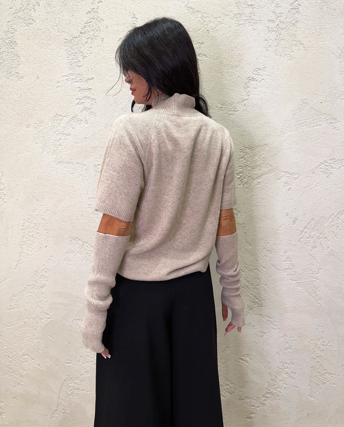 Maglia in misto lana e cashmere con manicotti