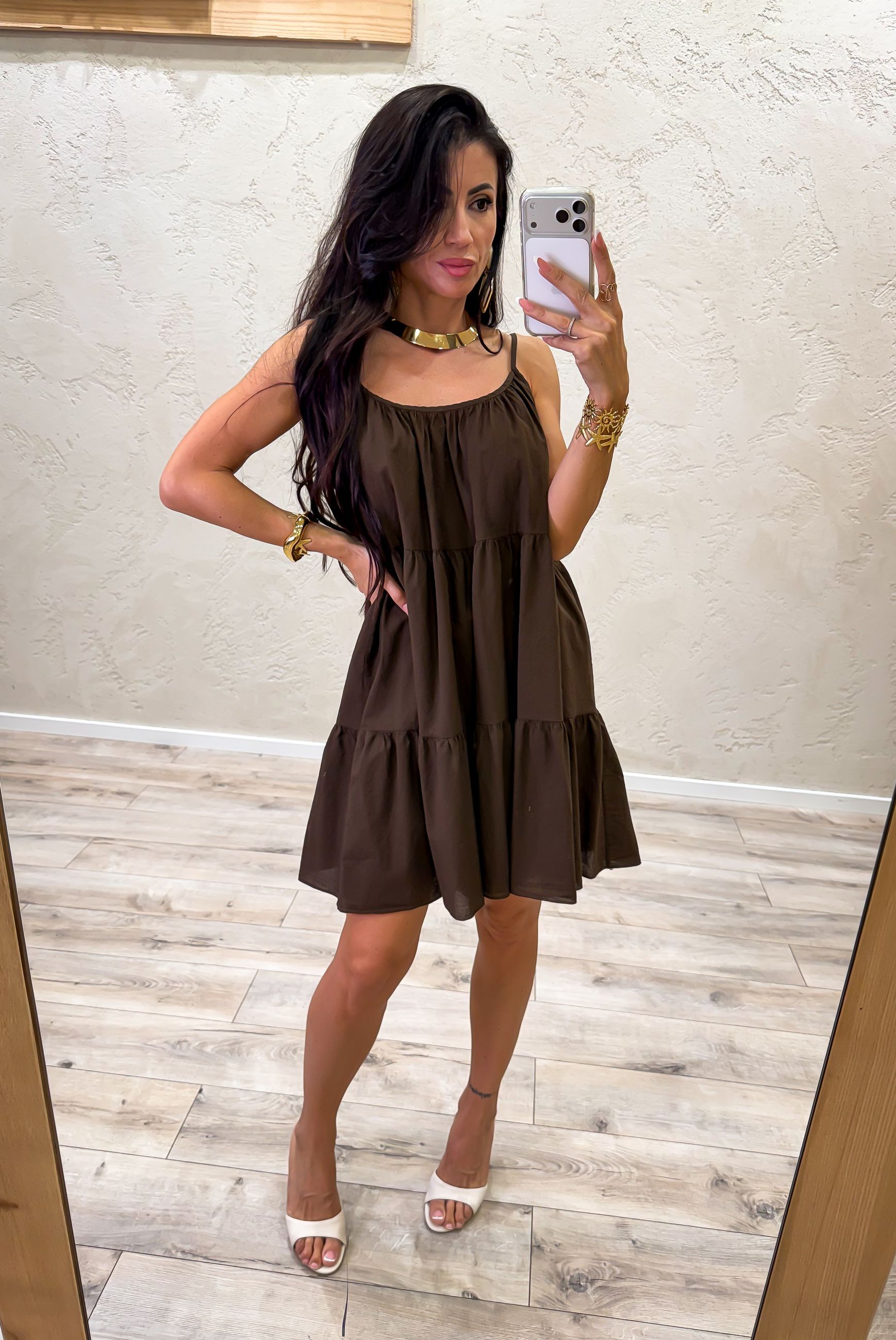 Abito mini a balze in 100% cotone