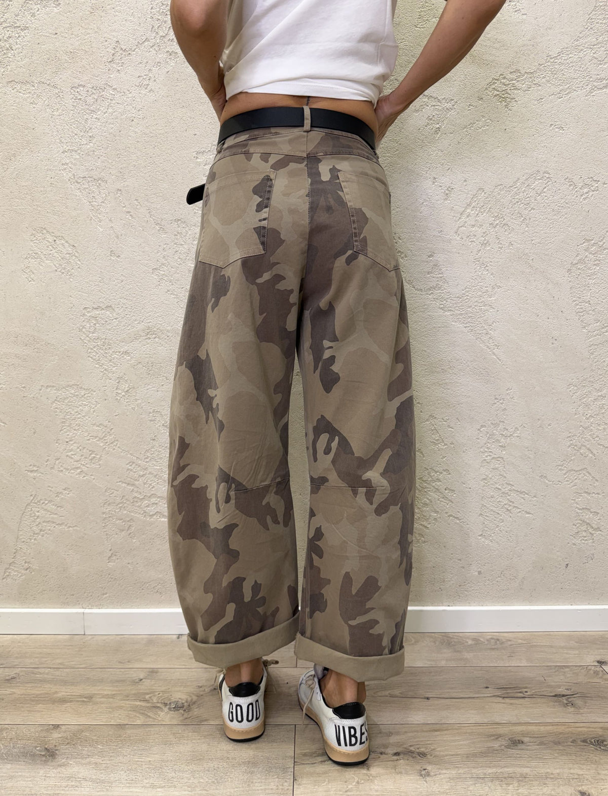 Pantalone barrel fit camouflage